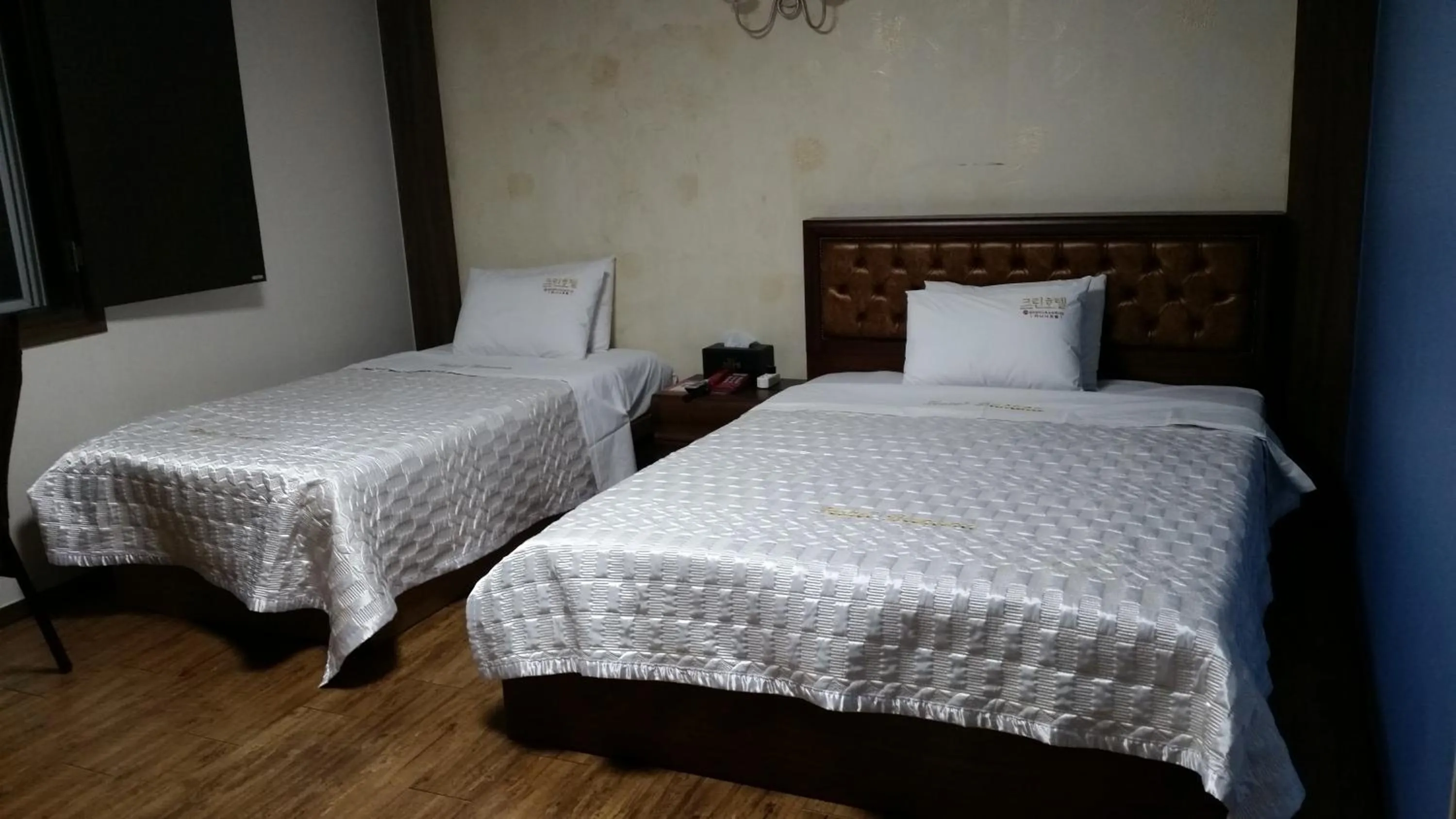 Property building in GuangJu Hotel Banana