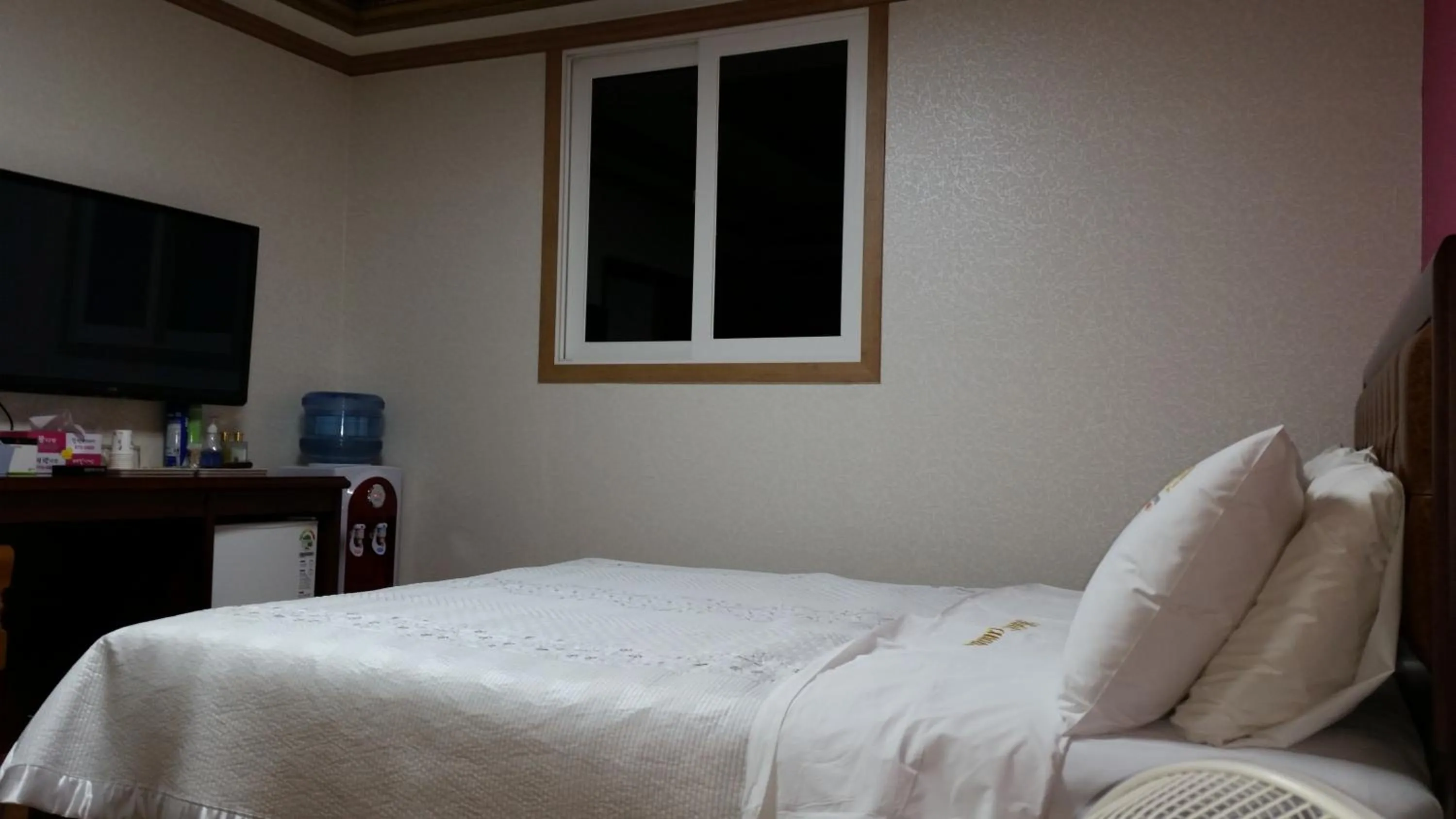 GuangJu Hotel Banana