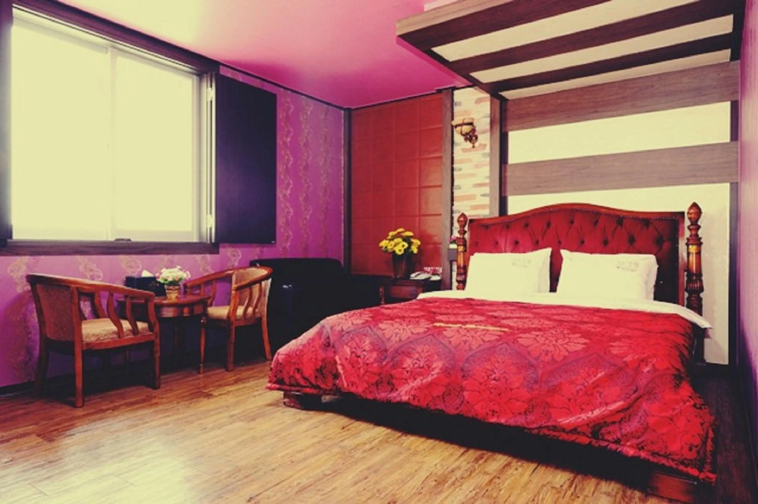 GuangJu Hotel Banana