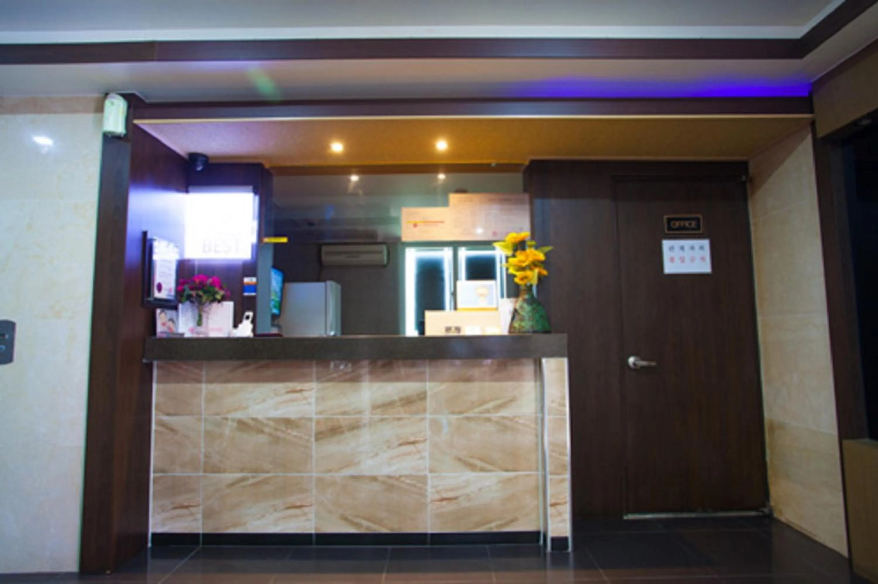 Lobby/Reception in GuangJu Hotel Banana