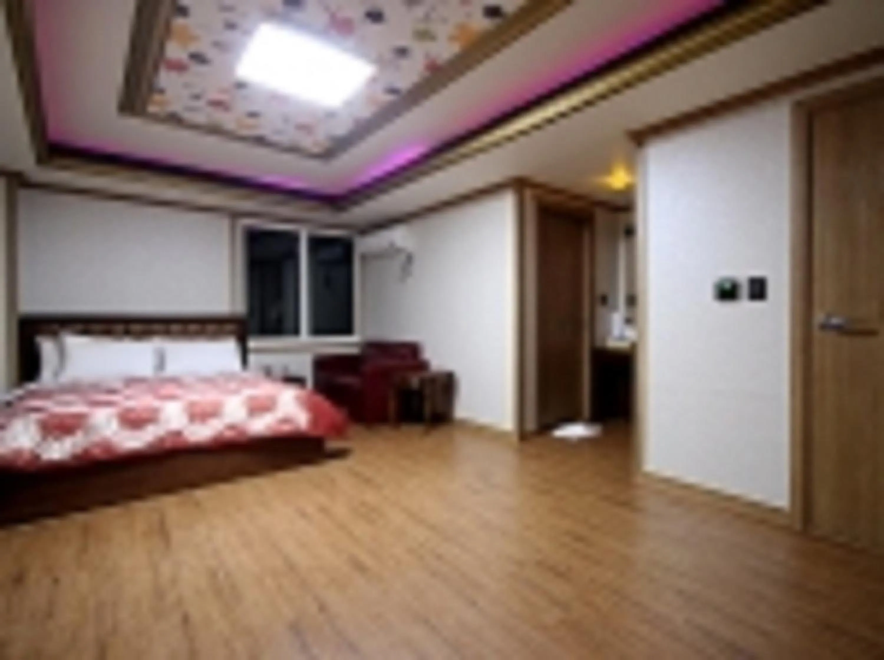 GuangJu Hotel Banana