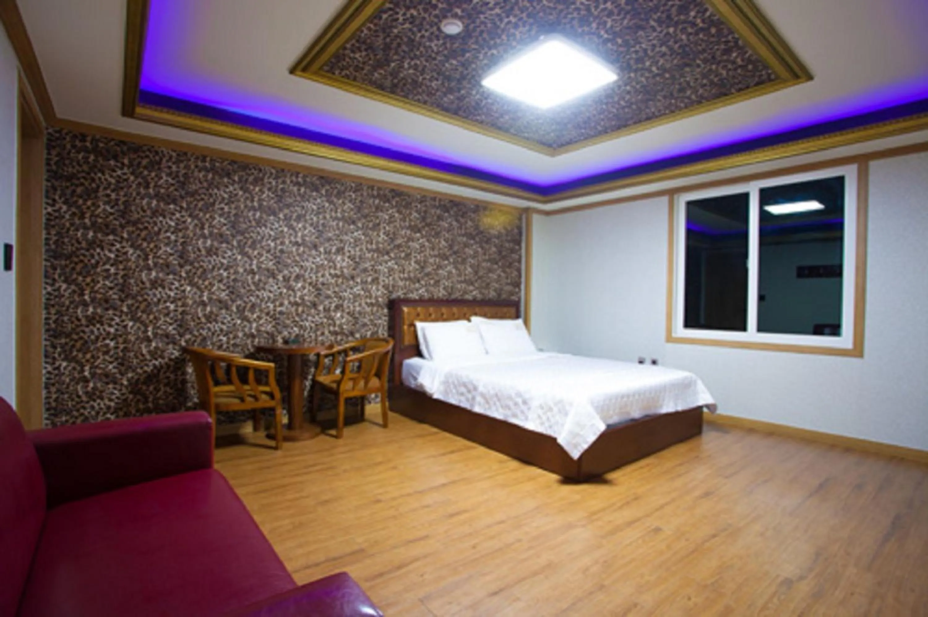 GuangJu Hotel Banana