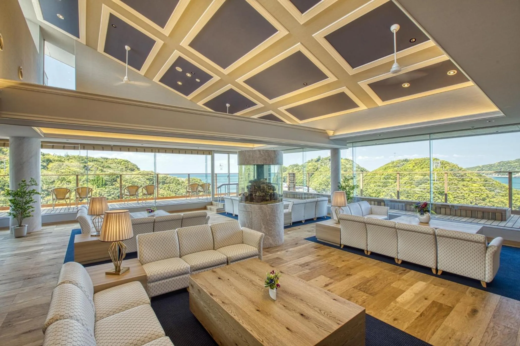 Lobby or reception in Ooedo Onsen Monogatari Premium Toba Saichoraku