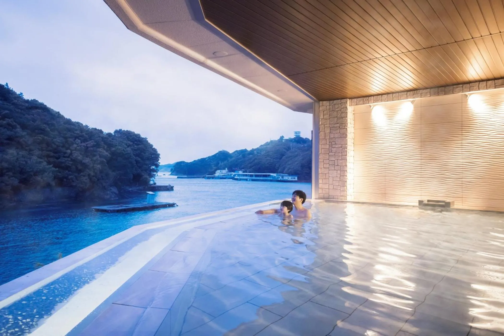 Hot Spring Bath in Ooedo Onsen Monogatari Premium Toba Saichoraku