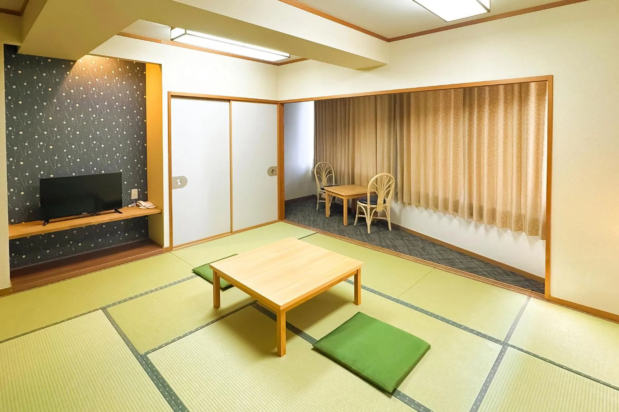 Photo of the whole room in Ooedo Onsen Monogatari Premium Toba Saichoraku