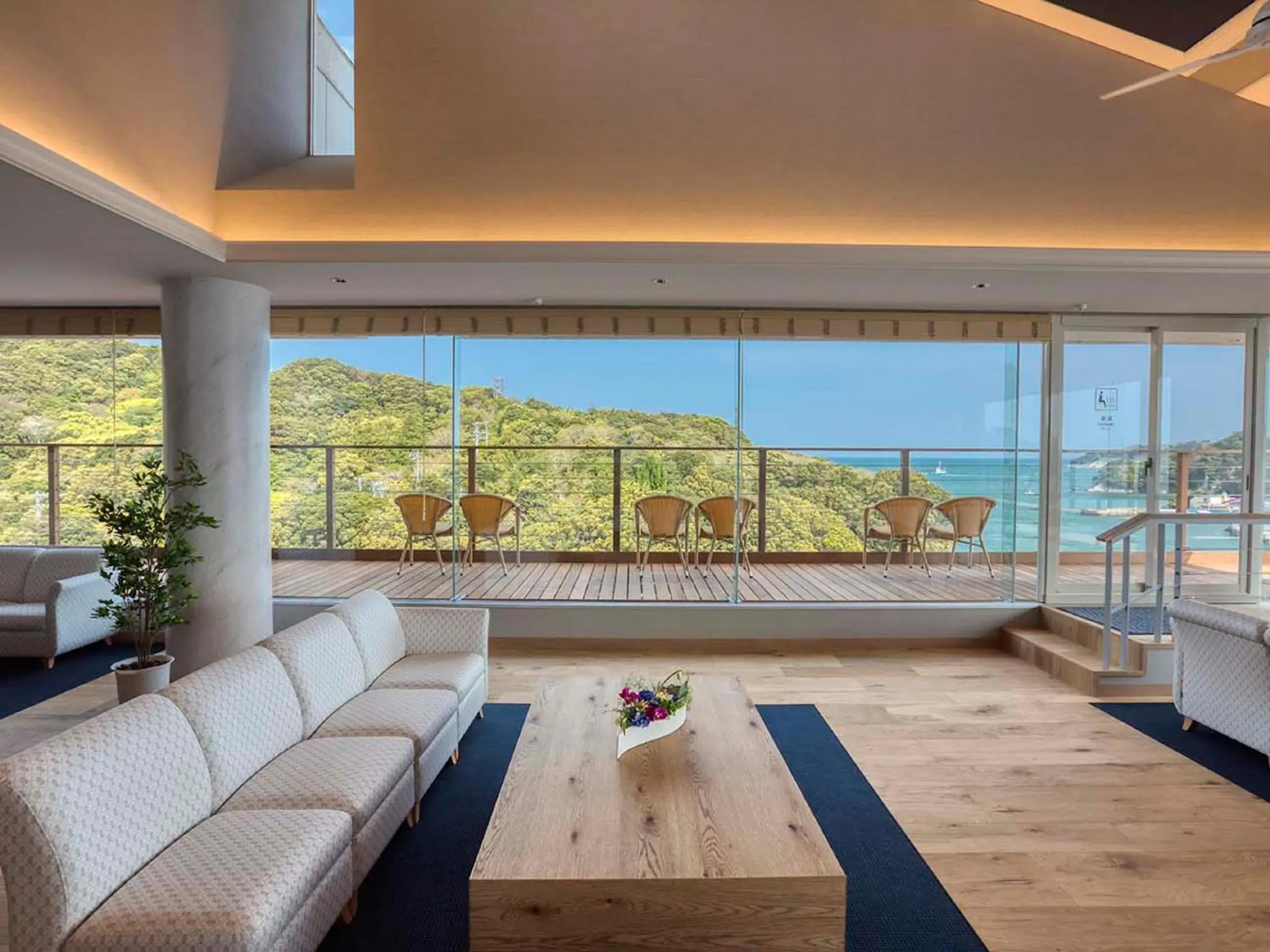 Lobby or reception in Ooedo Onsen Monogatari Premium Toba Saichoraku Lobby or reception in Ooedo Onsen Monogatari Premium Toba Saichoraku