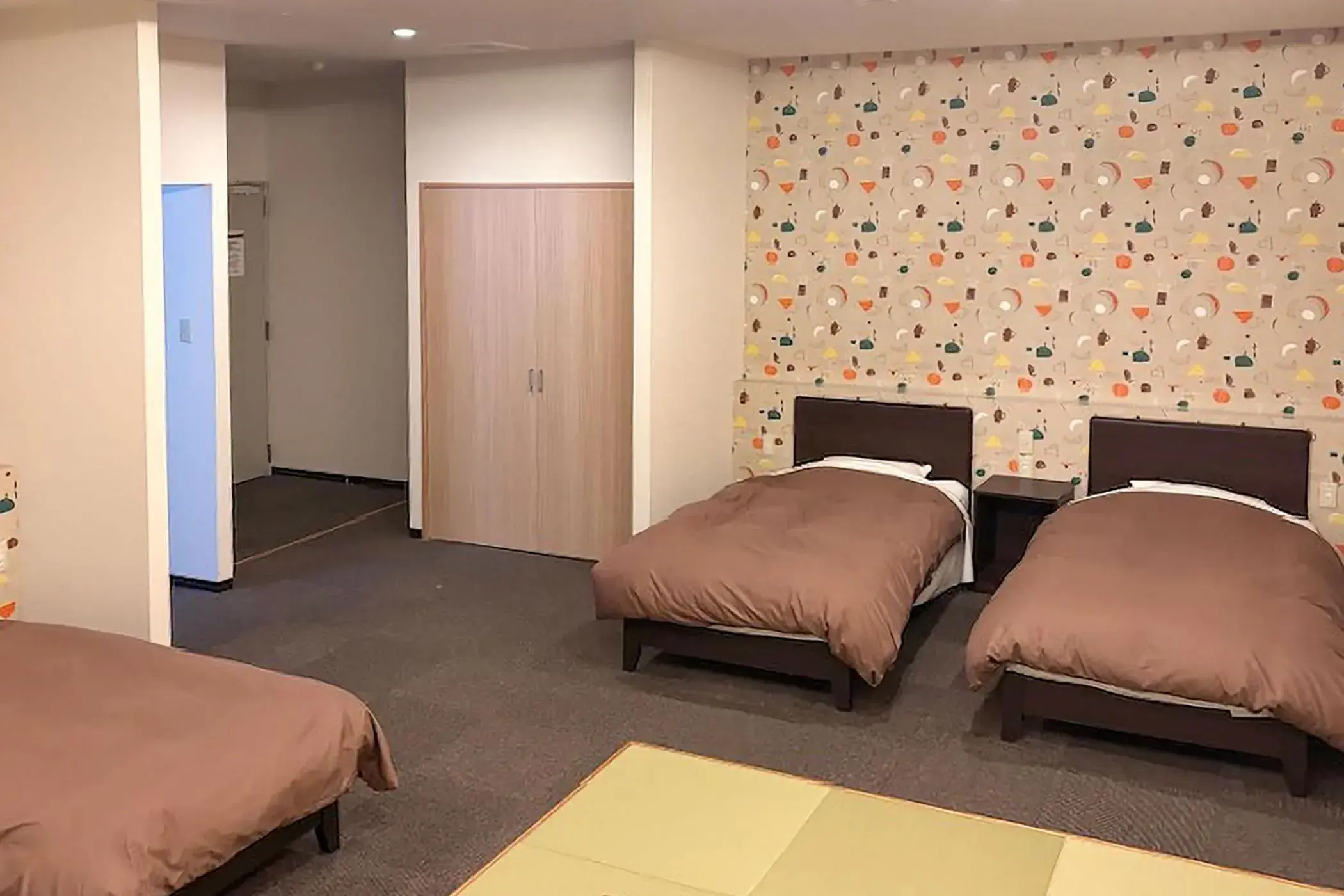 Photo of the whole room, Bed in Ooedo Onsen Monogatari Premium Enakyo Photo of the whole room, Bed in Ooedo Onsen Monogatari Premium Enakyo
