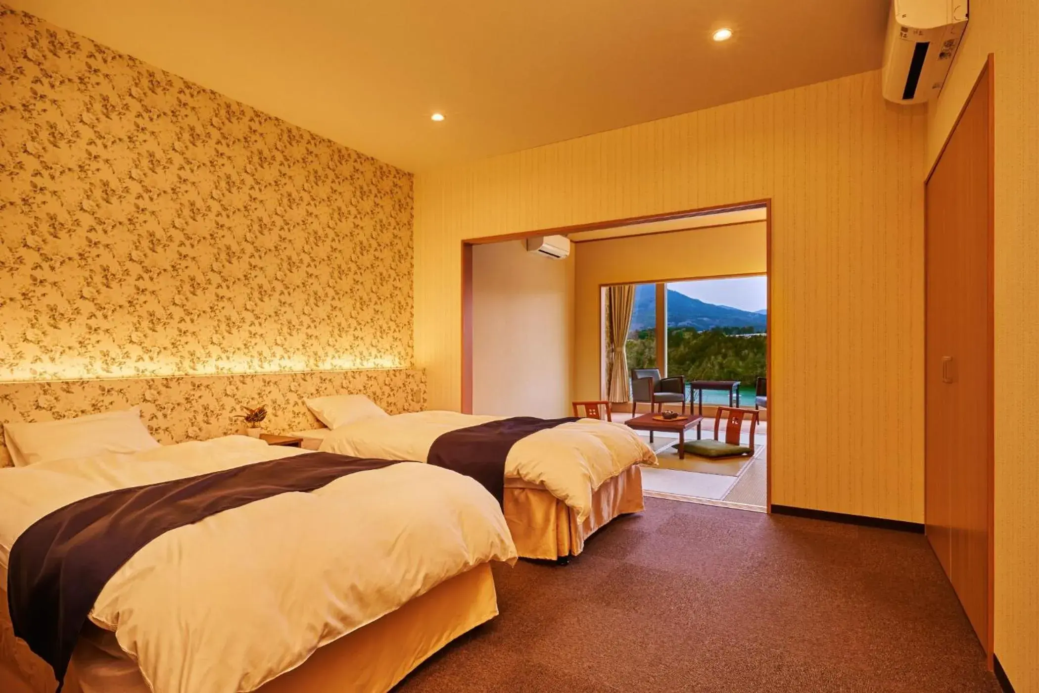 Photo of the whole room, Bed in Ooedo Onsen Monogatari Premium Enakyo Photo of the whole room, Bed in Ooedo Onsen Monogatari Premium Enakyo