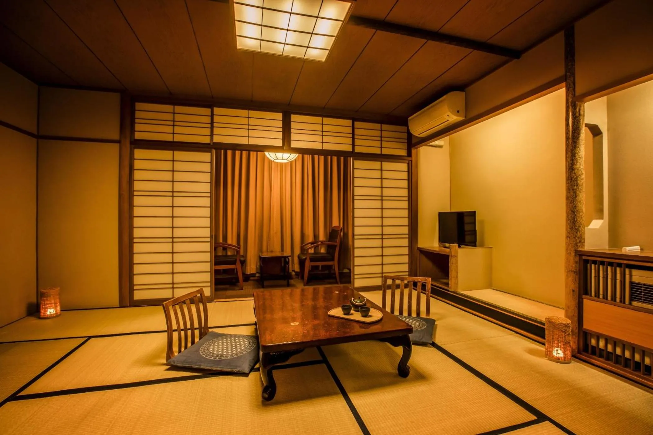 Photo of the whole room in Ooedo Onsen Monogatari Gero Bekkan