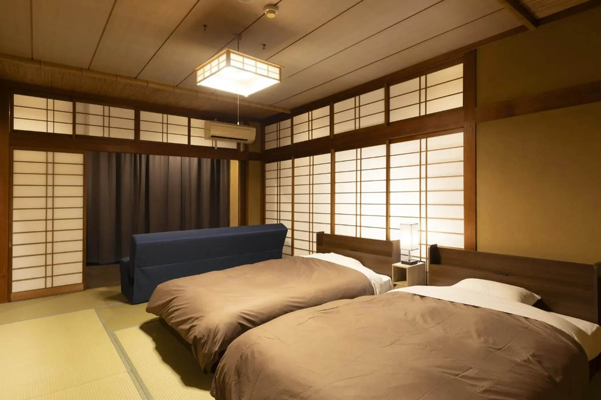Standard Japanese-Style Twin Beds Room - Indoor Bath - Non-Smoking in Ooedo Onsen Monogatari Premium Kaga Maruya Standard Japanese-Style Twin Beds Room - Indoor Bath - Non-Smoking in Ooedo Onsen Monogatari Premium Kaga Maruya