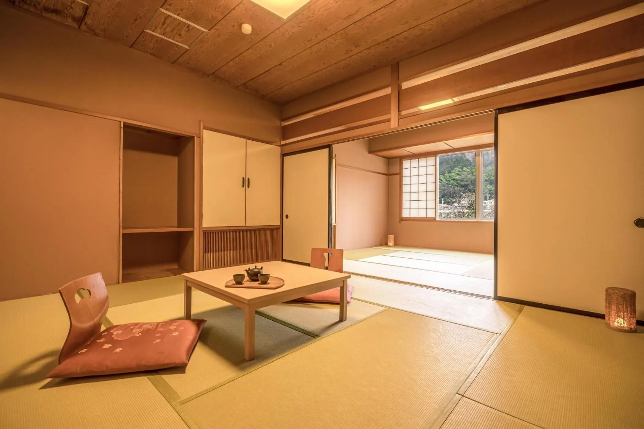 Photo of the whole room in Ooedo Onsen Monogatari Yamanaka Saichoraku