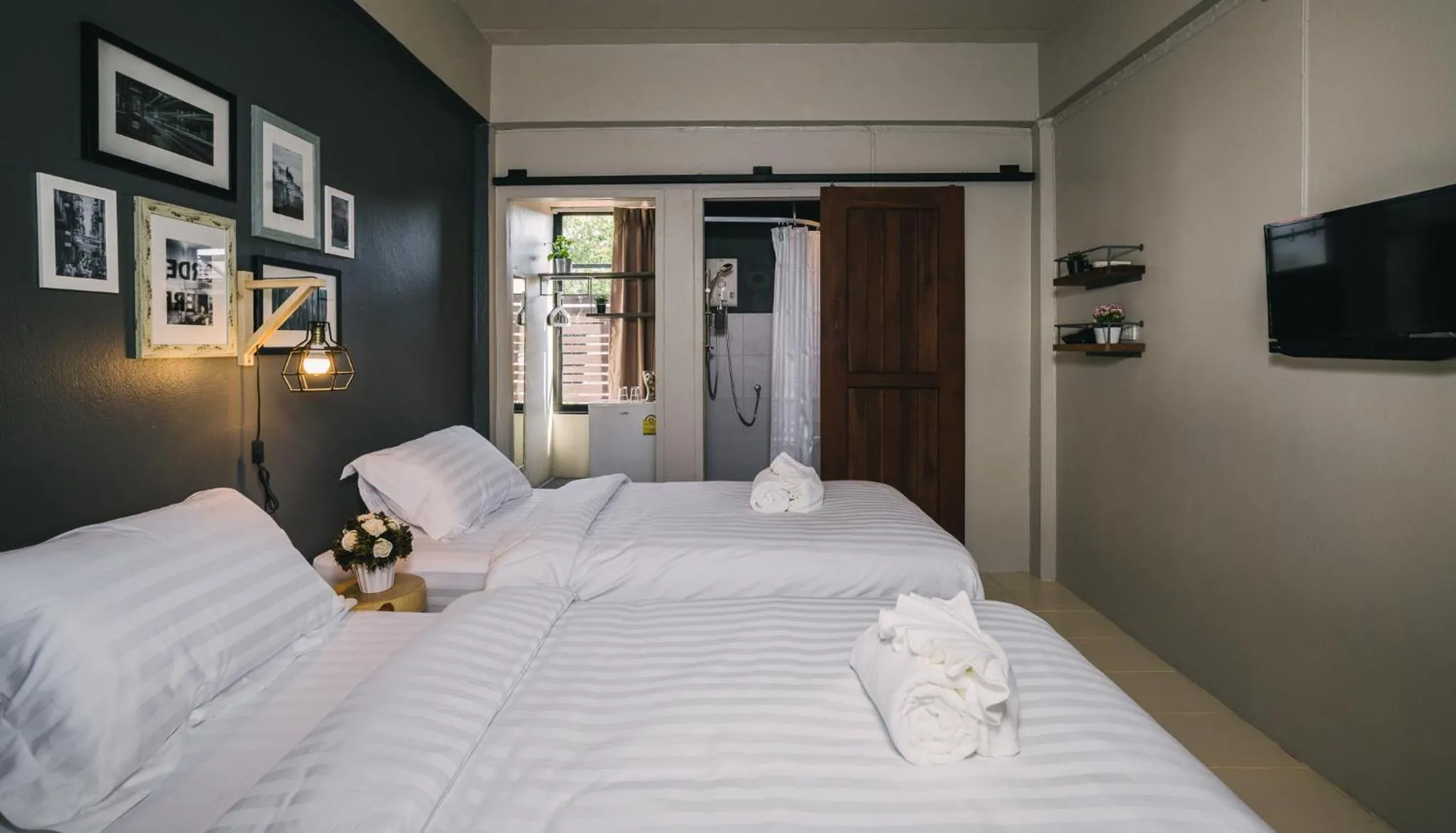 Bed in Cozy Inn Chiang Mai