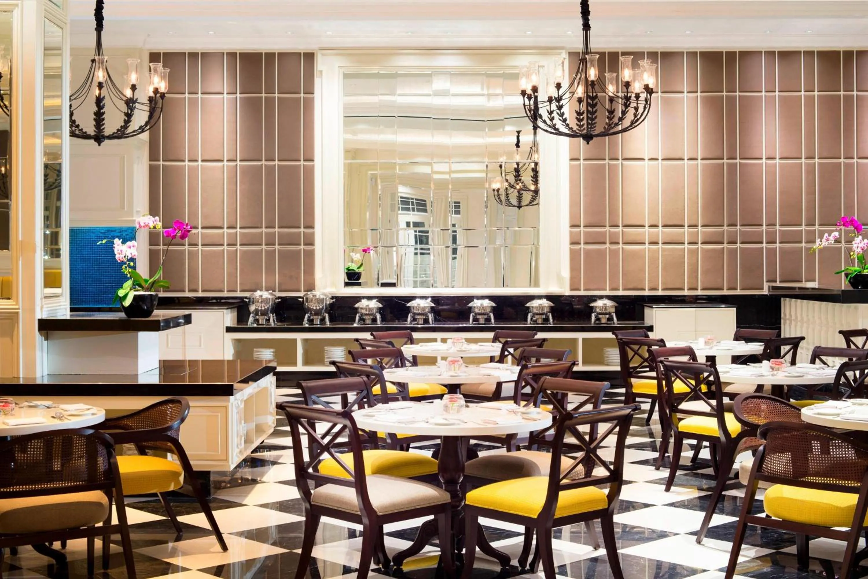 Restaurant/places to eat in Four Points by Sheraton Bandung