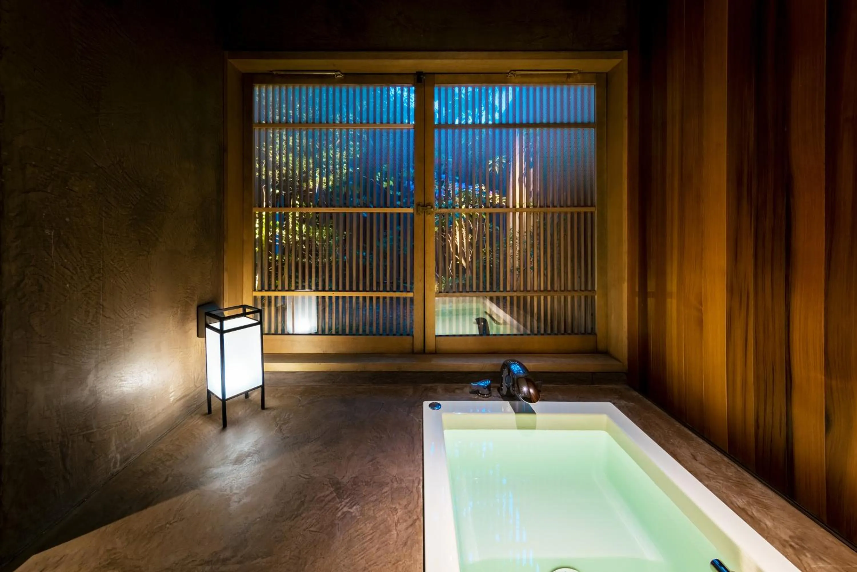 Bath in Choya Chawanzaka Machiya House