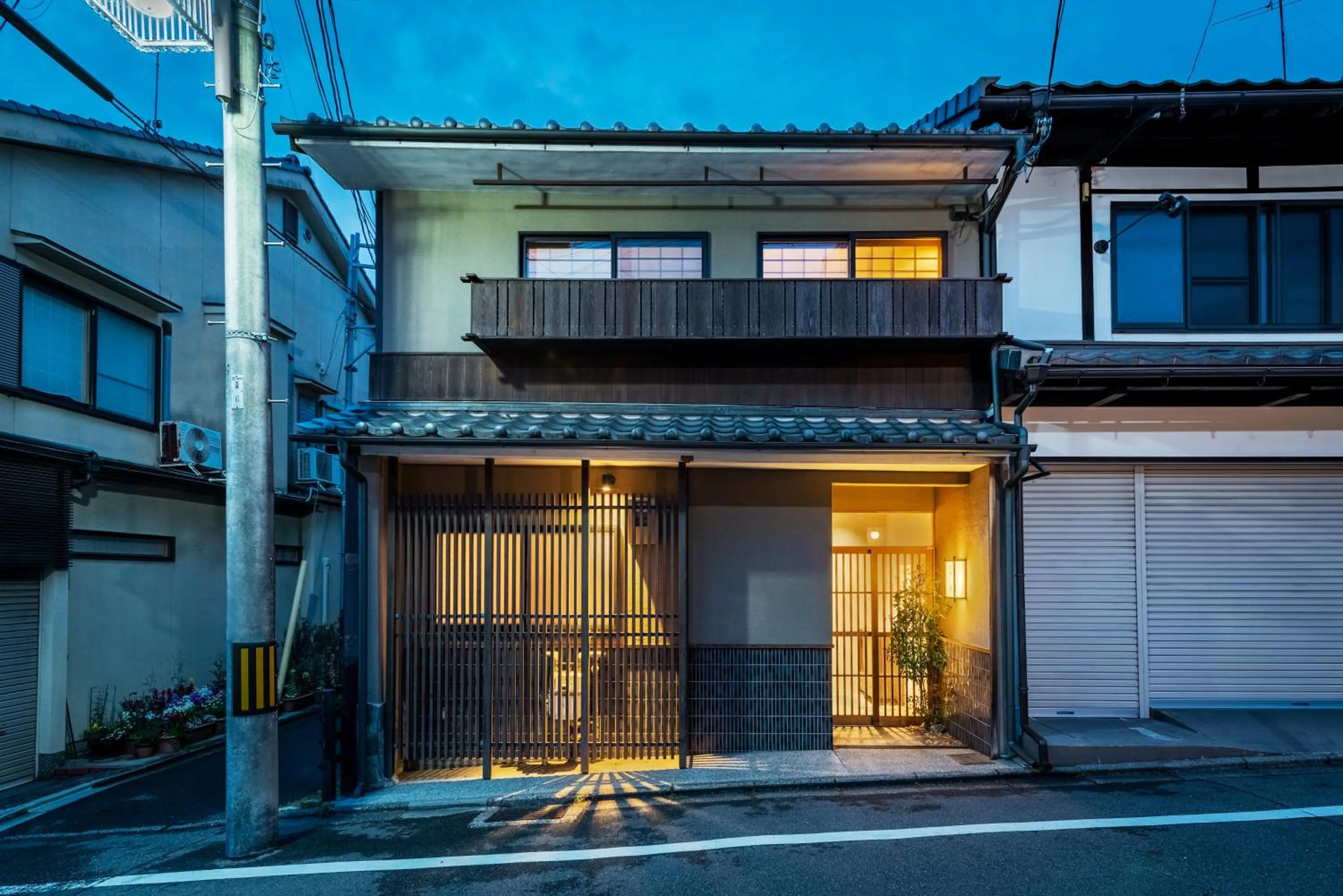Property building in Choya Chawanzaka Machiya House