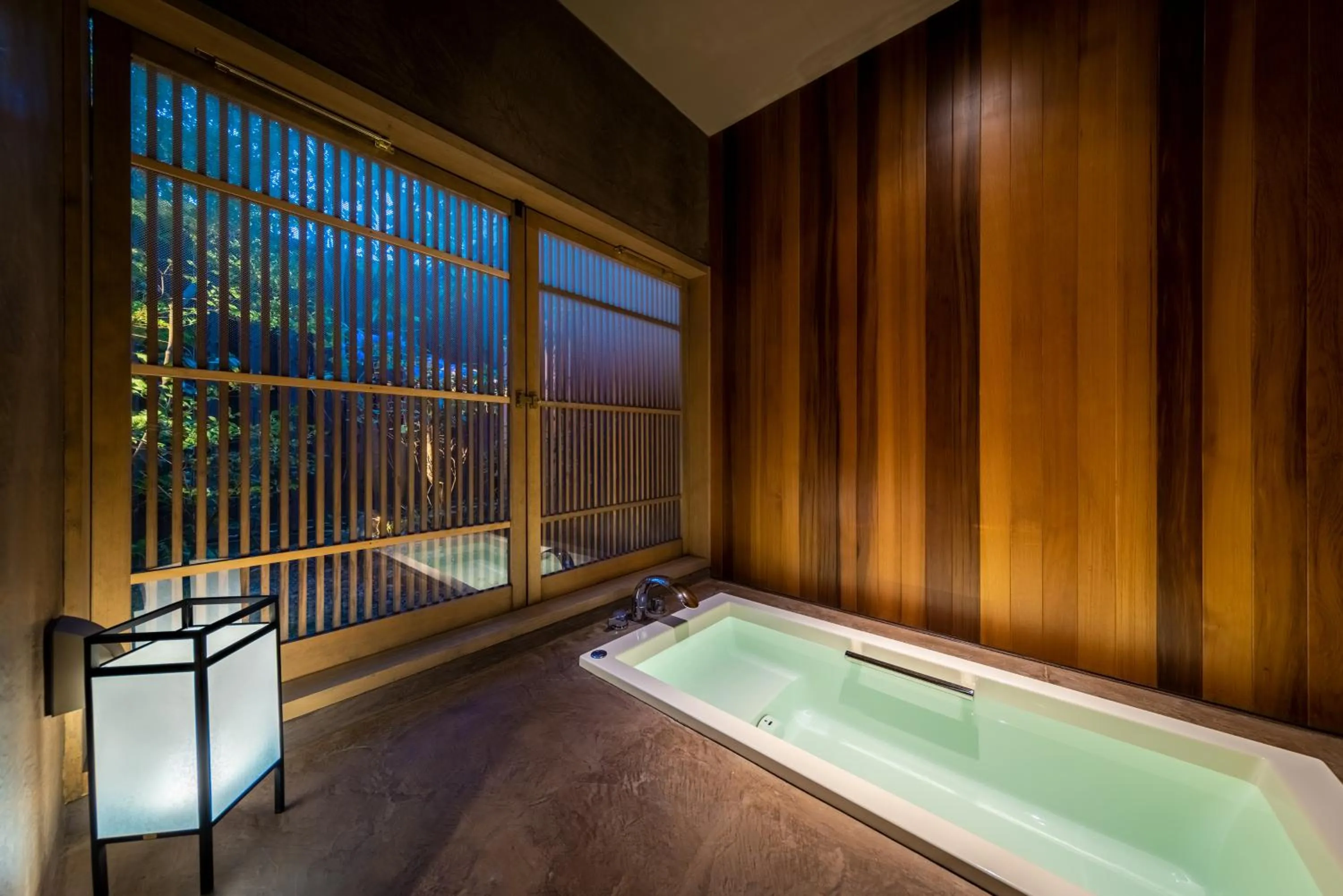 Bath in Choya Chawanzaka Machiya House