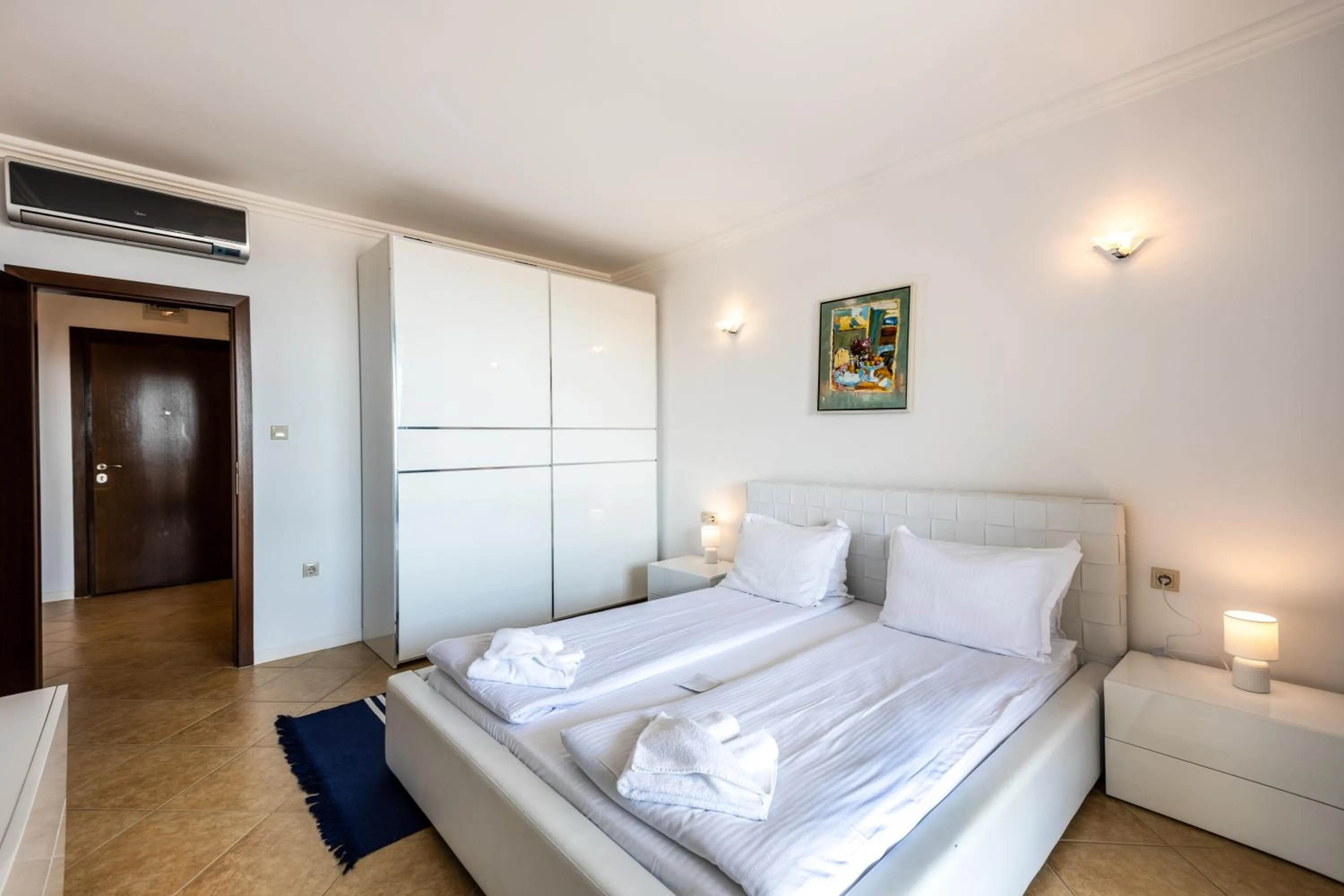 Bed in Oasis Beach Club