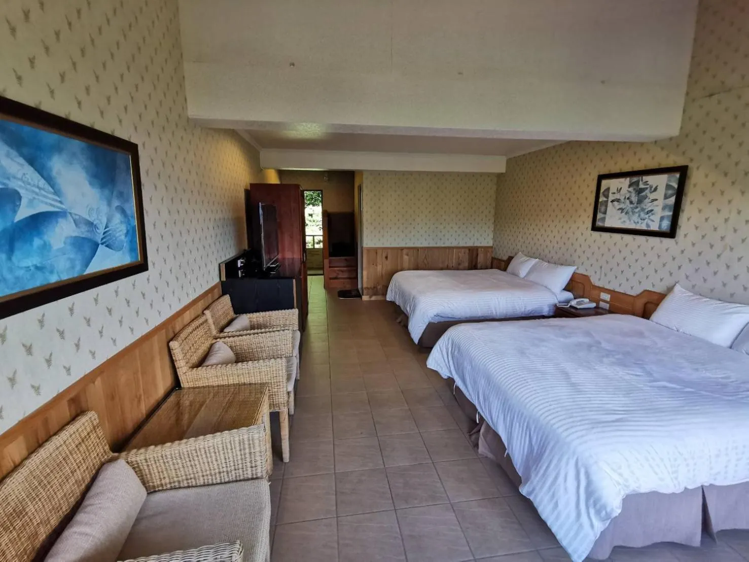 Photo of the whole room, Bed in Dreamtown