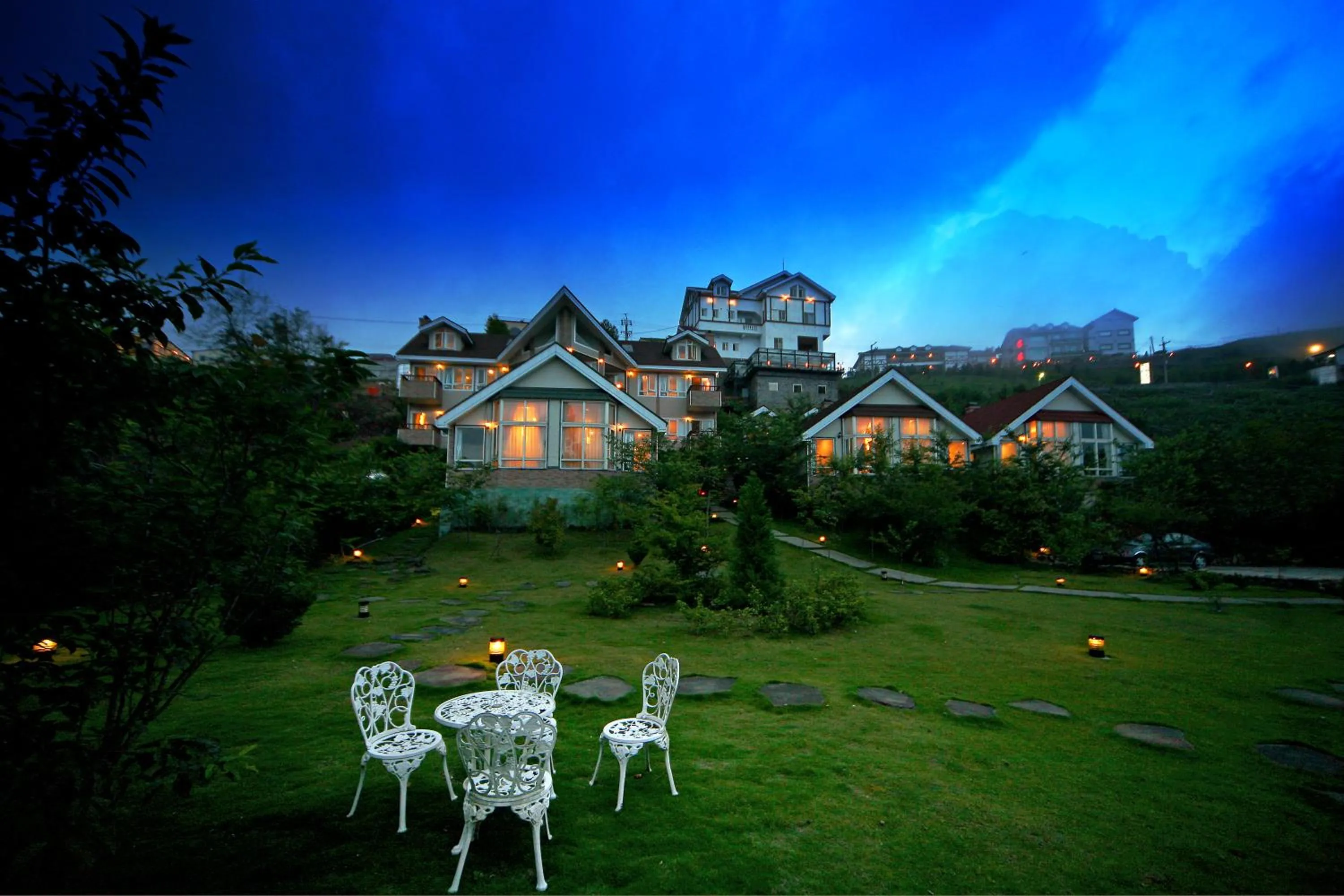 Property building in Dreamtown