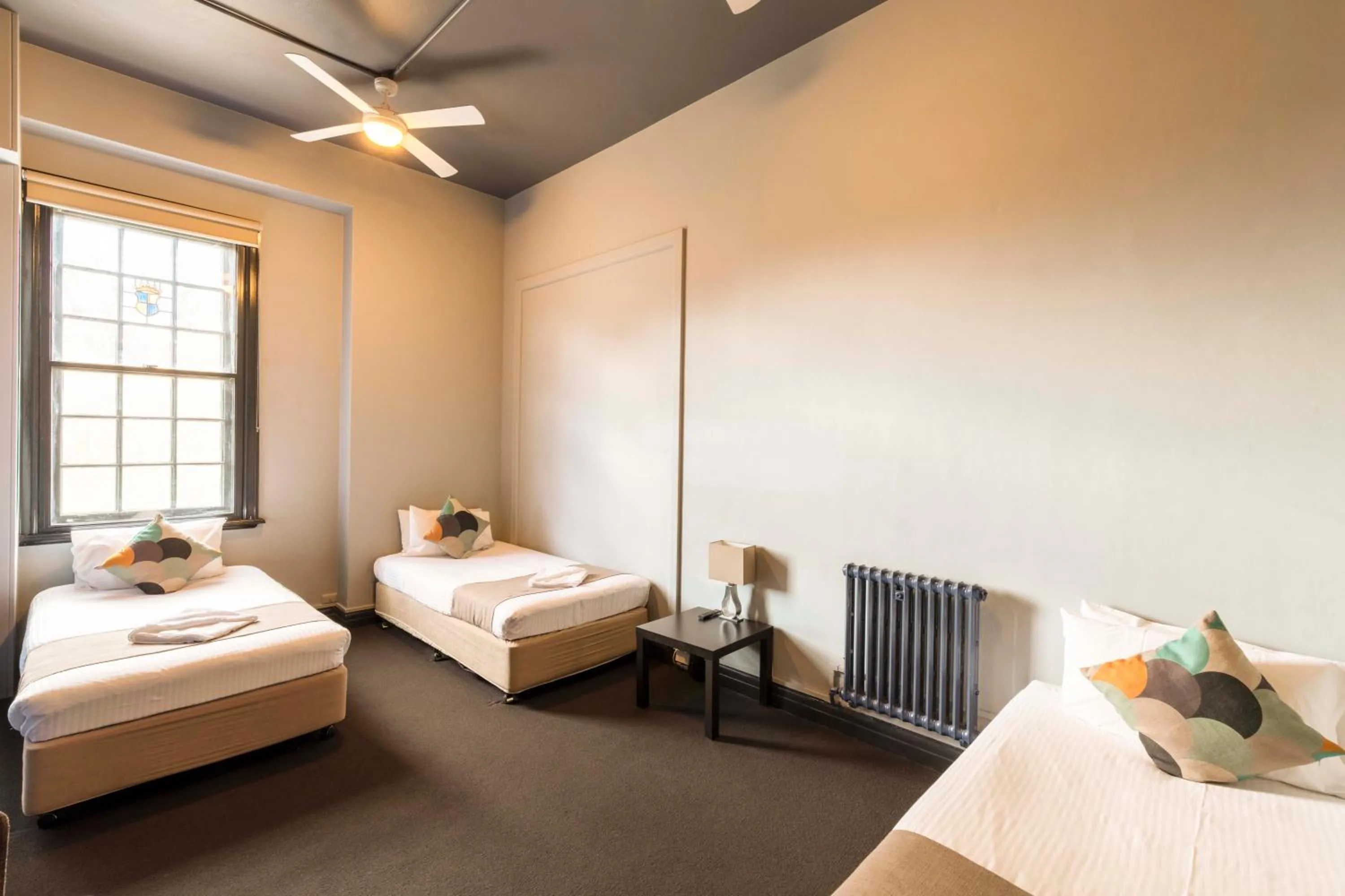 Bed in Hotel Canobolas