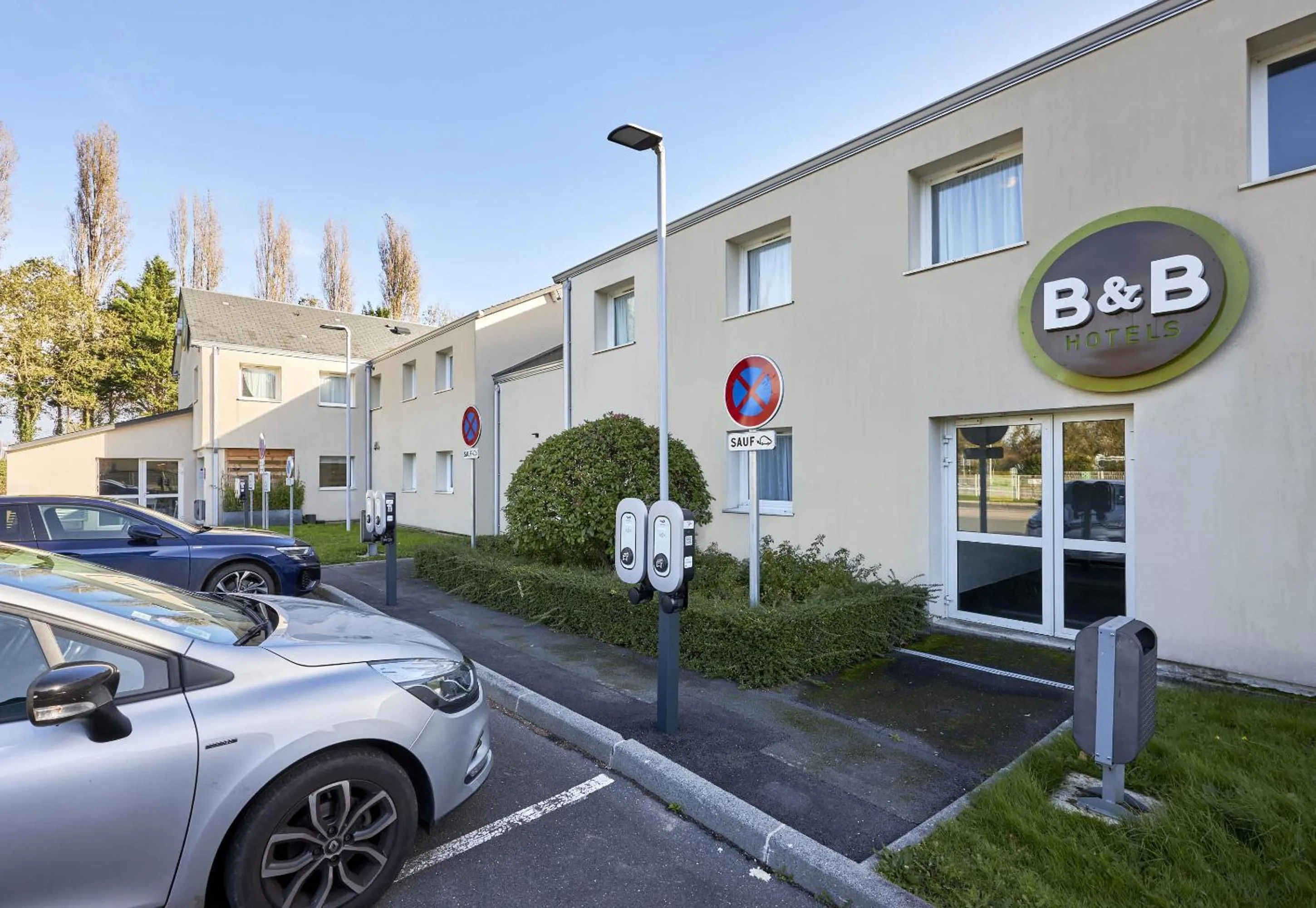 Parking in B&B HOTEL Honfleur