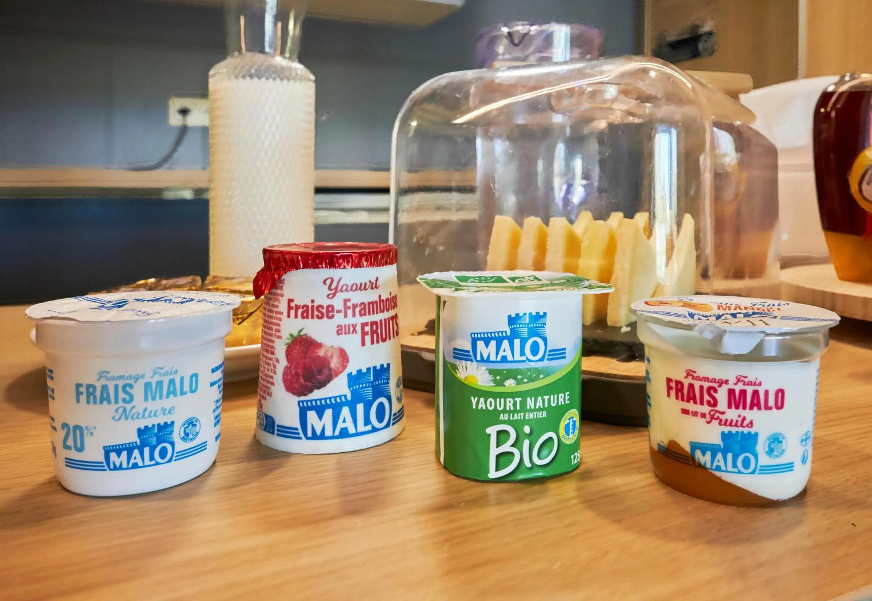 Breakfast in B&B HOTEL Honfleur