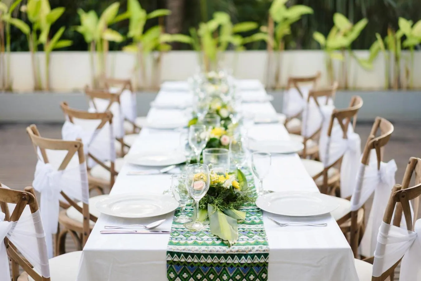 Restaurant/places to eat in Desa Di Bali Villas