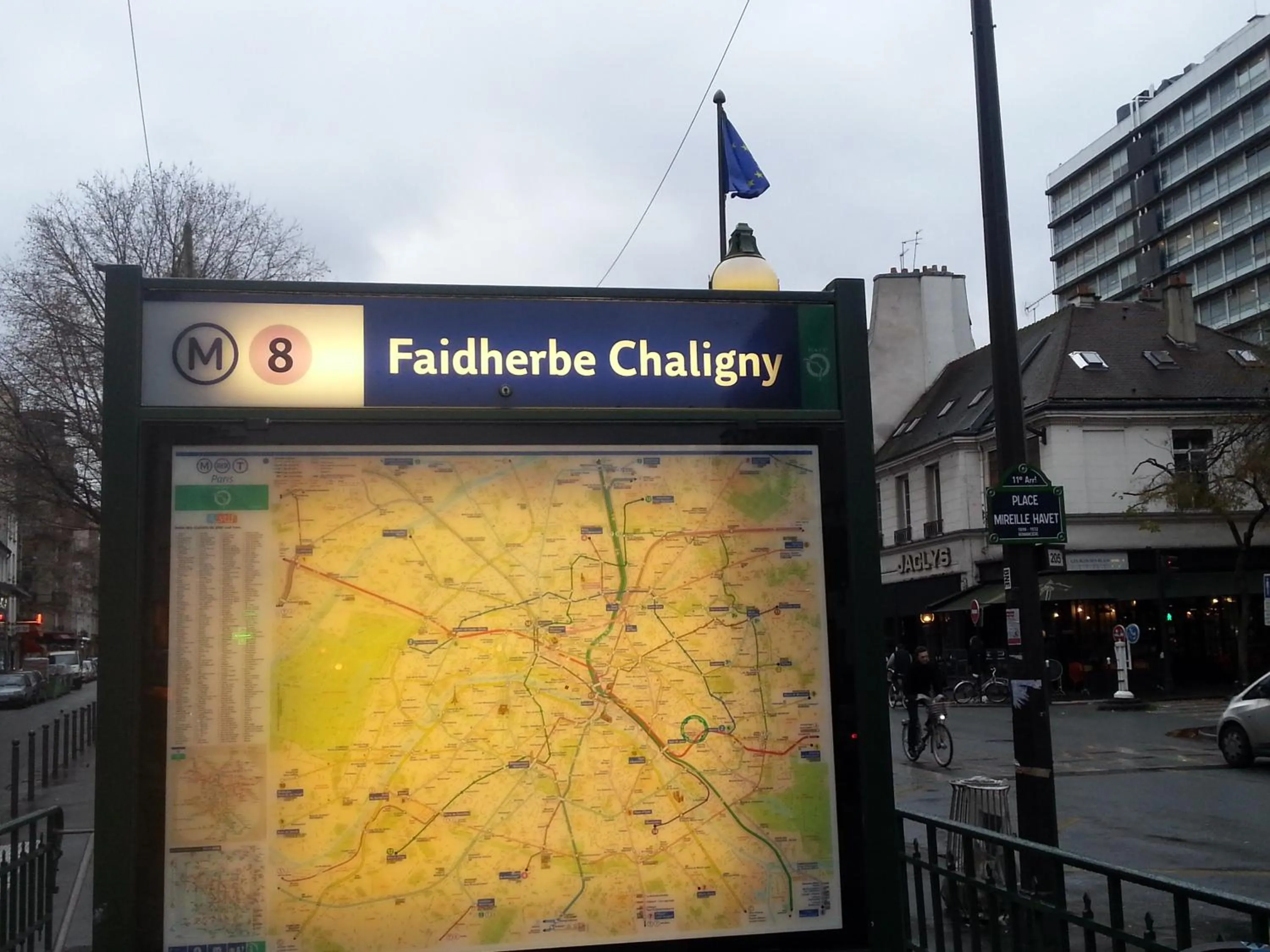 Decorative detail in Hipotel Paris Bastille Saint Antoine