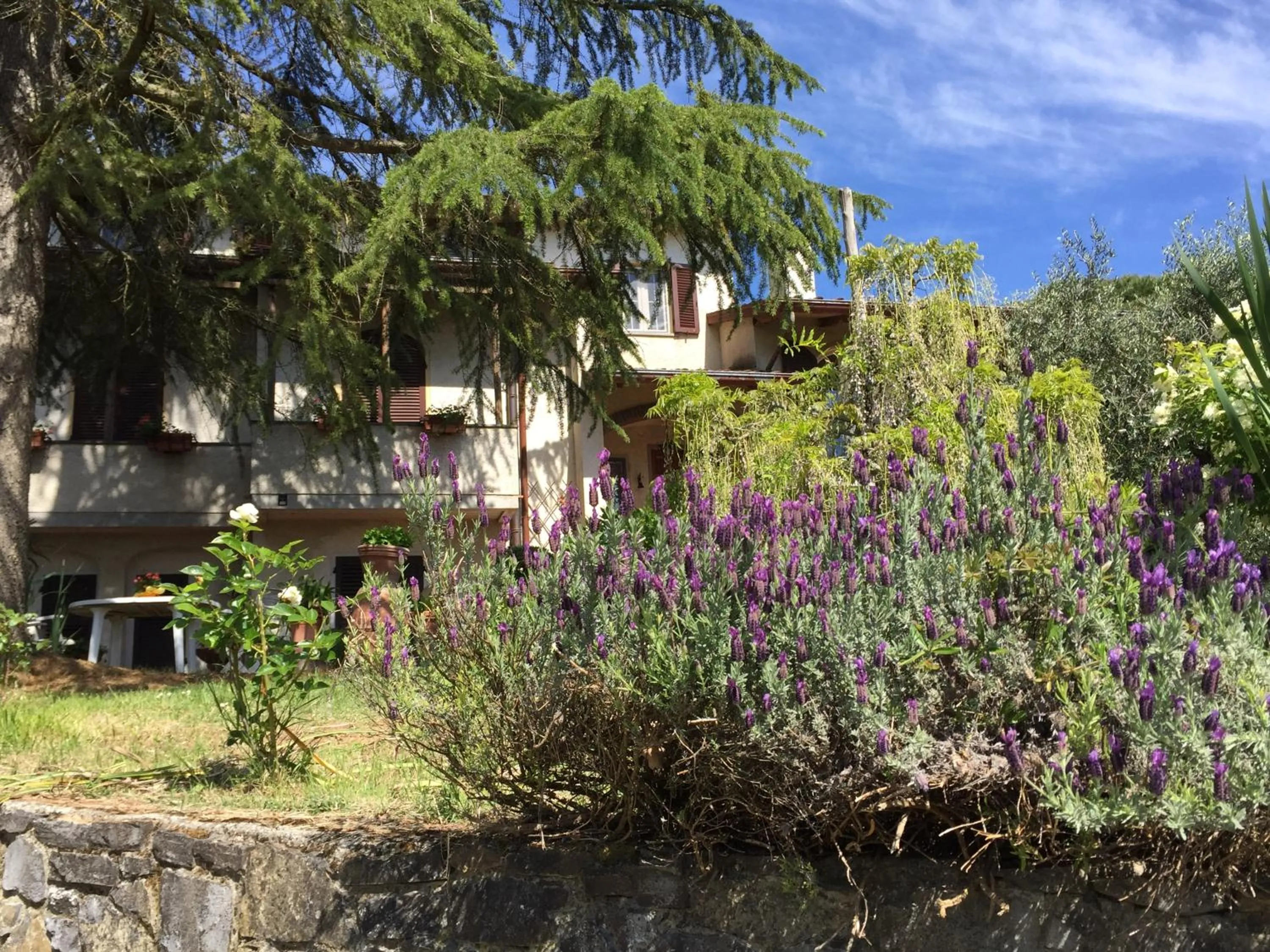 Property building in Da Piero e Paola