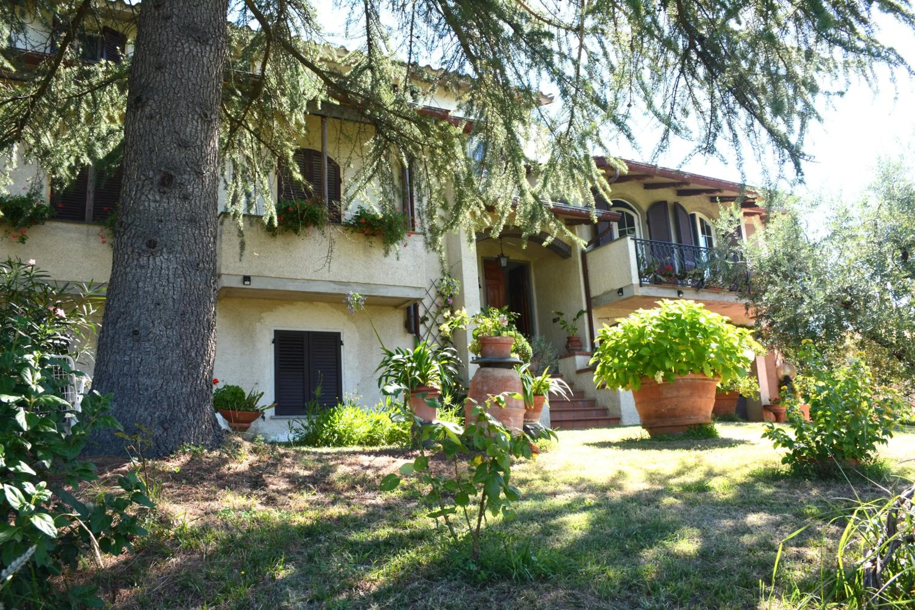 Property building in Da Piero e Paola