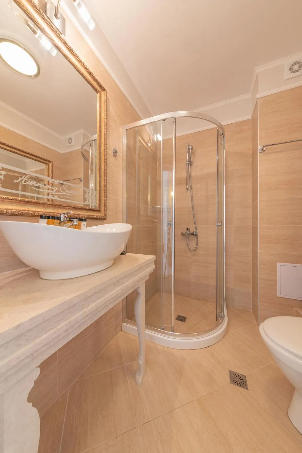 Harmony Suites - Dream Island