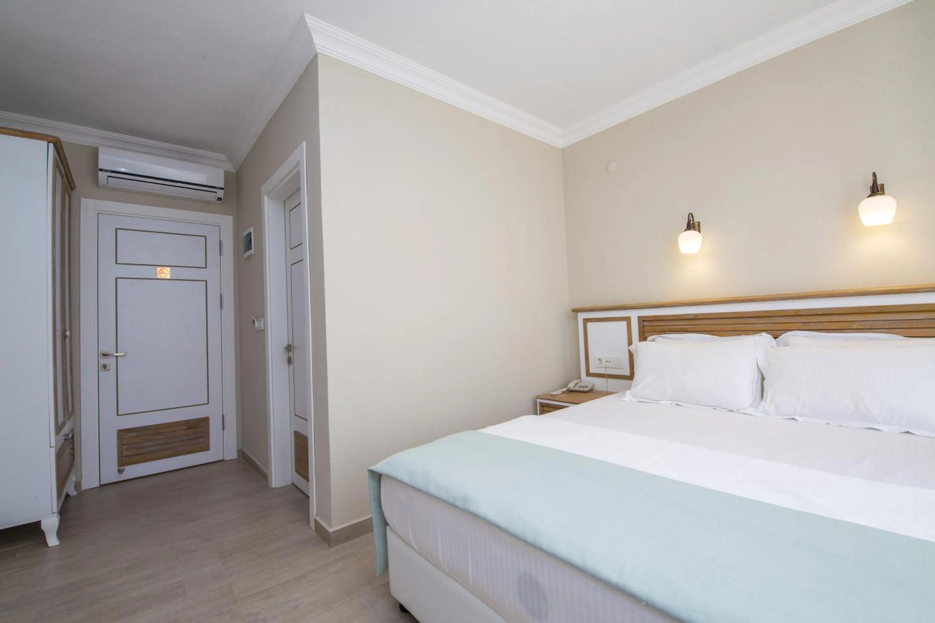 Bed in Datca Beyaz Ev Hotel
