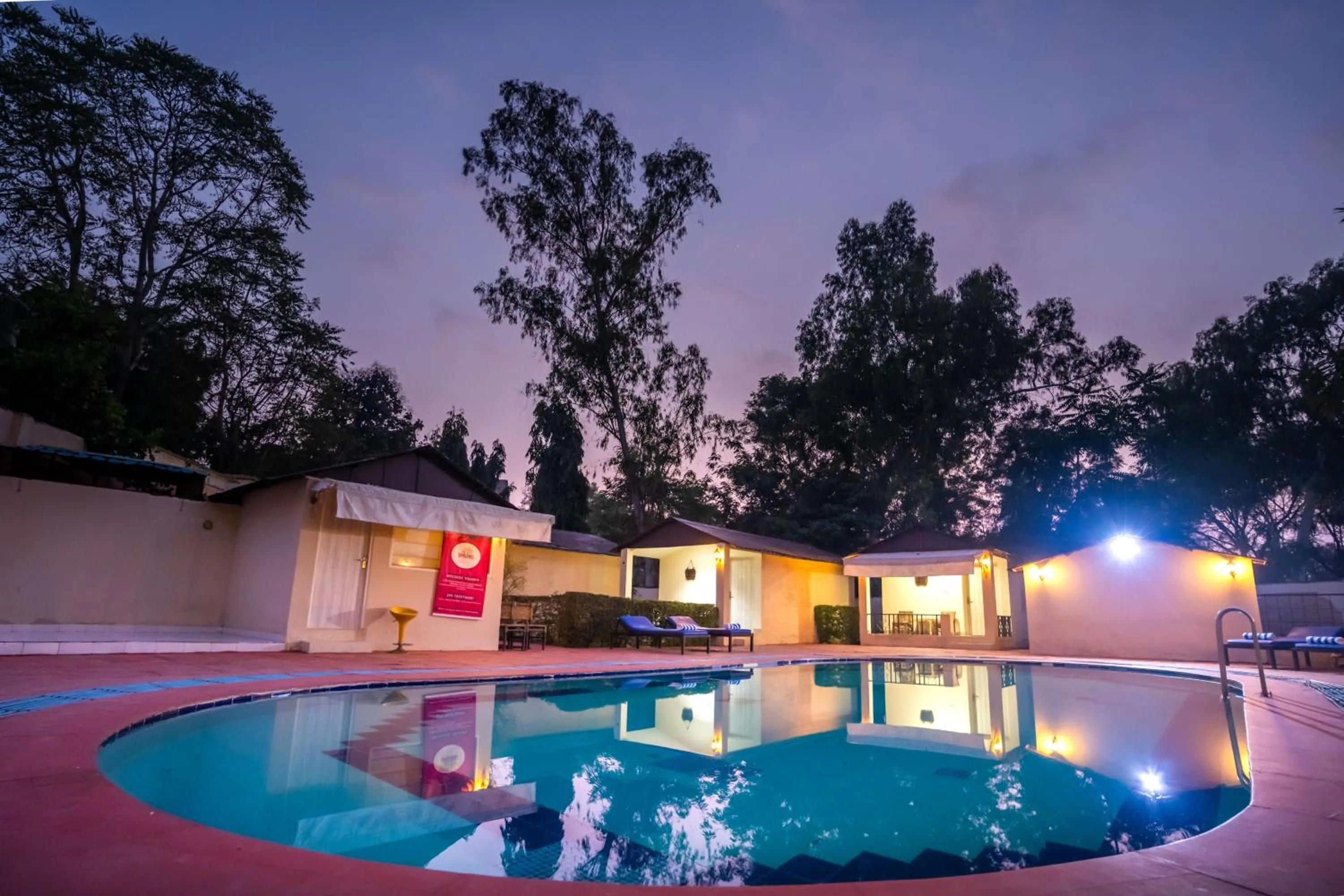 Swimming pool in Shani Vilas Ranthambore
