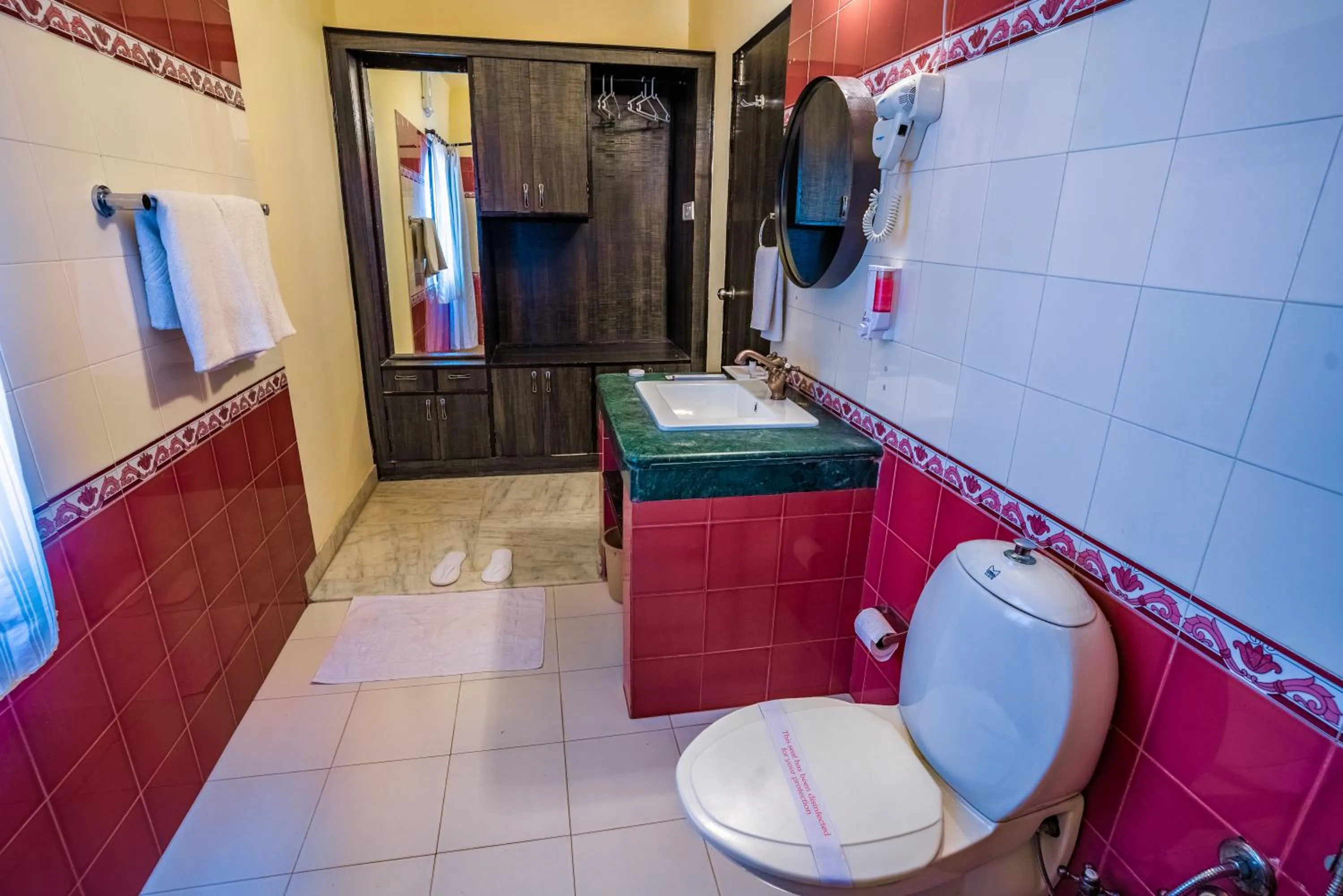 Bathroom in Shani Vilas Ranthambore