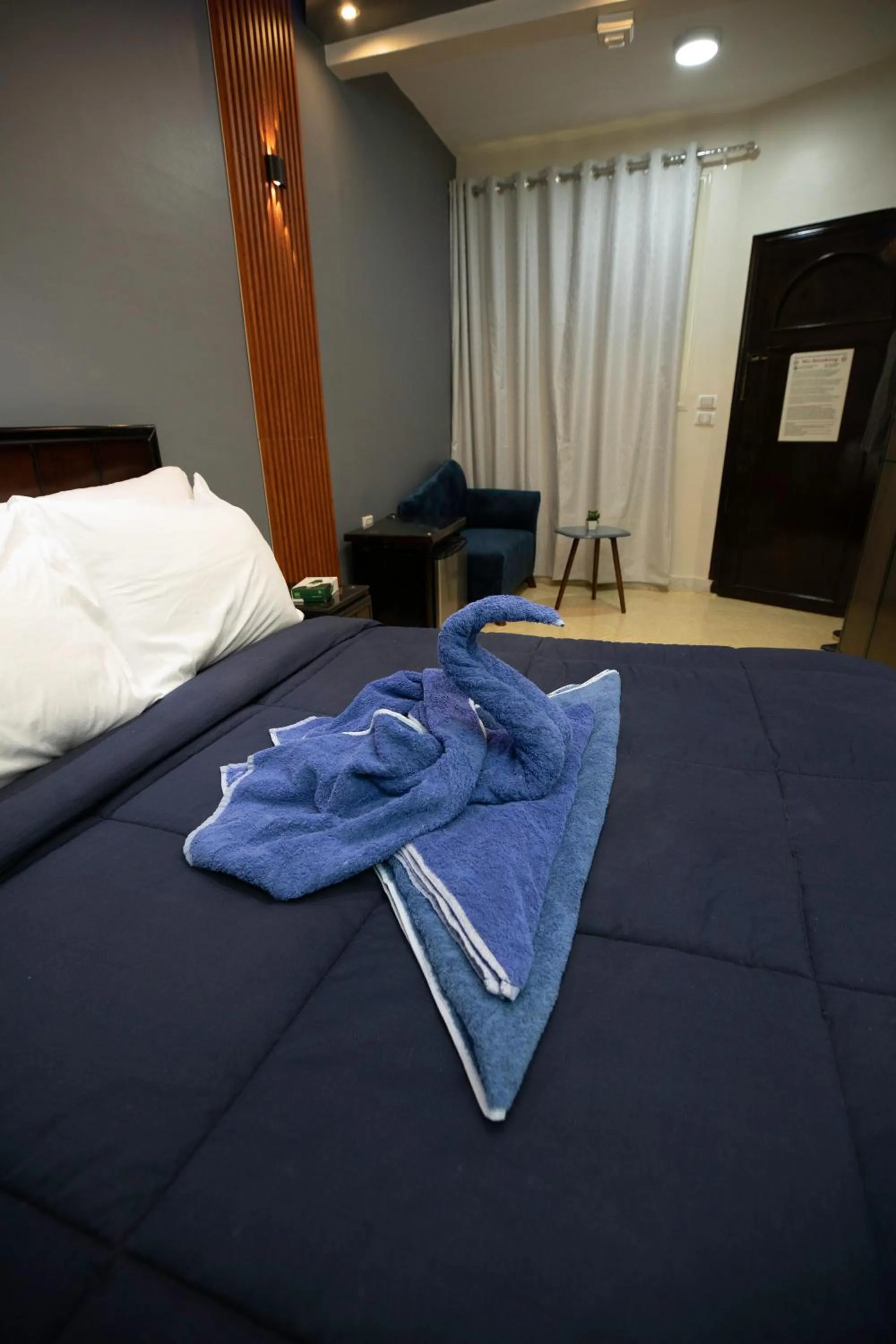 Bed in Horus Guest House Pyramids View