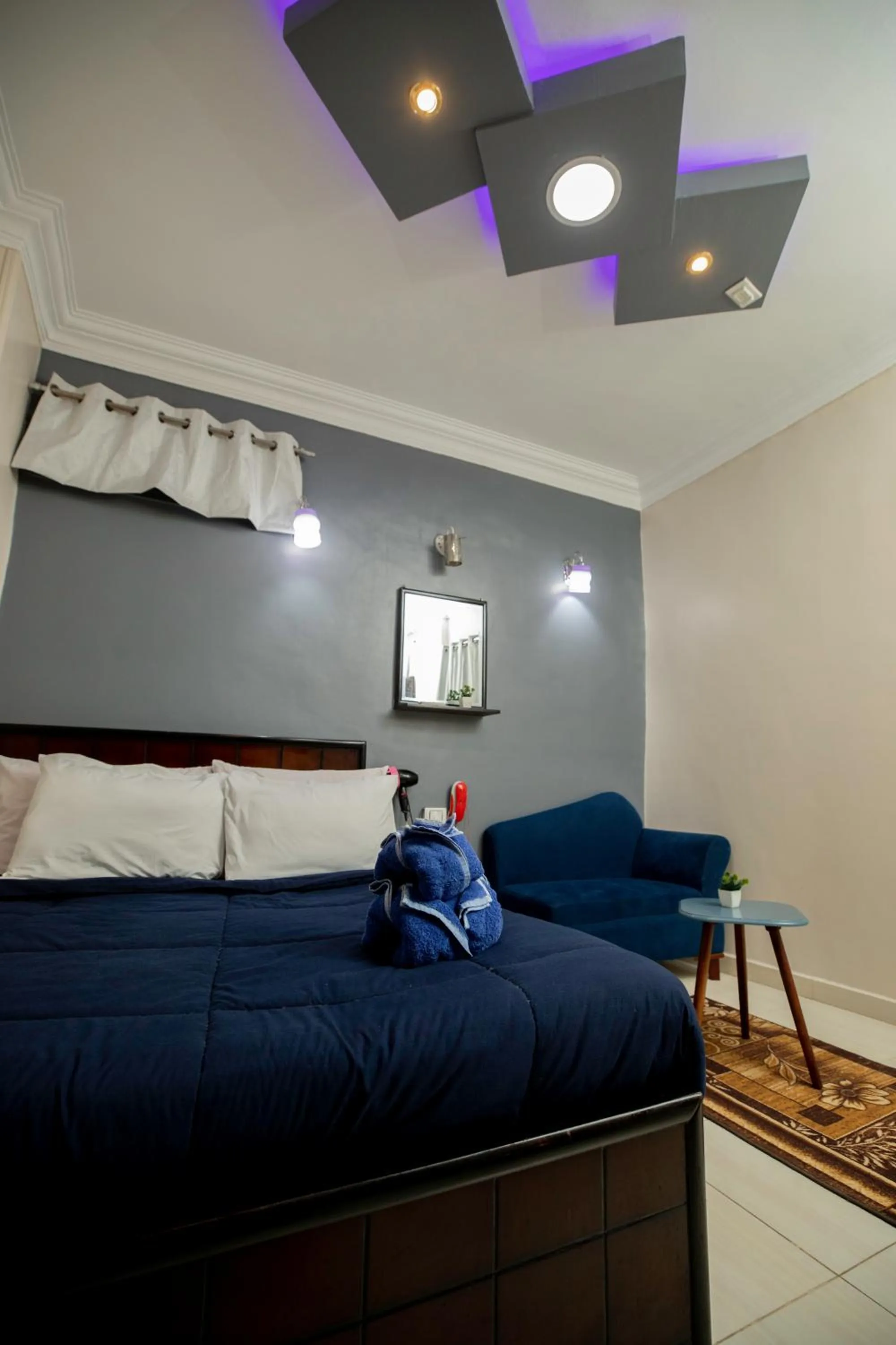 Bed in Horus Guest House Pyramids View