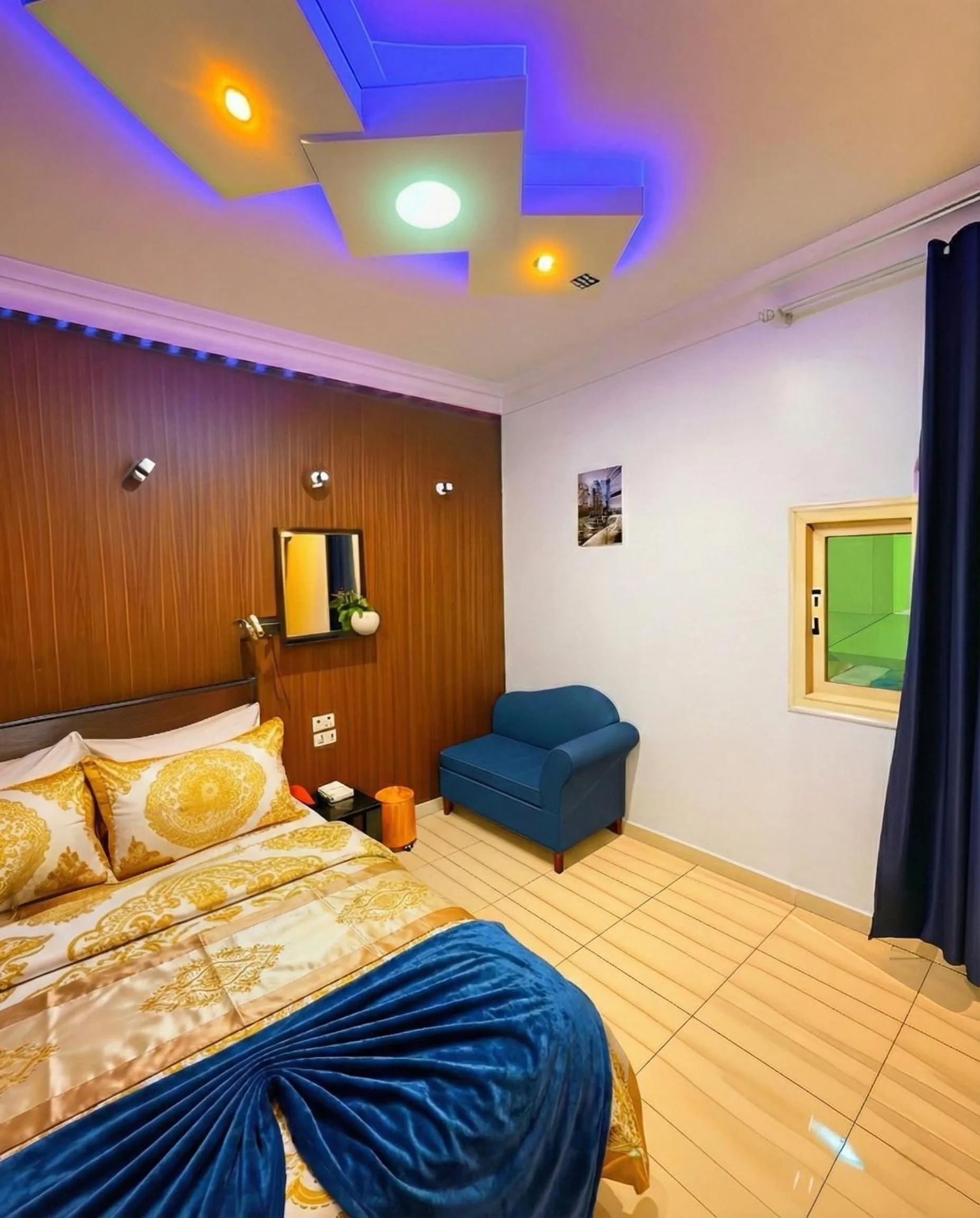 Bed in Horus Guest House Pyramids View