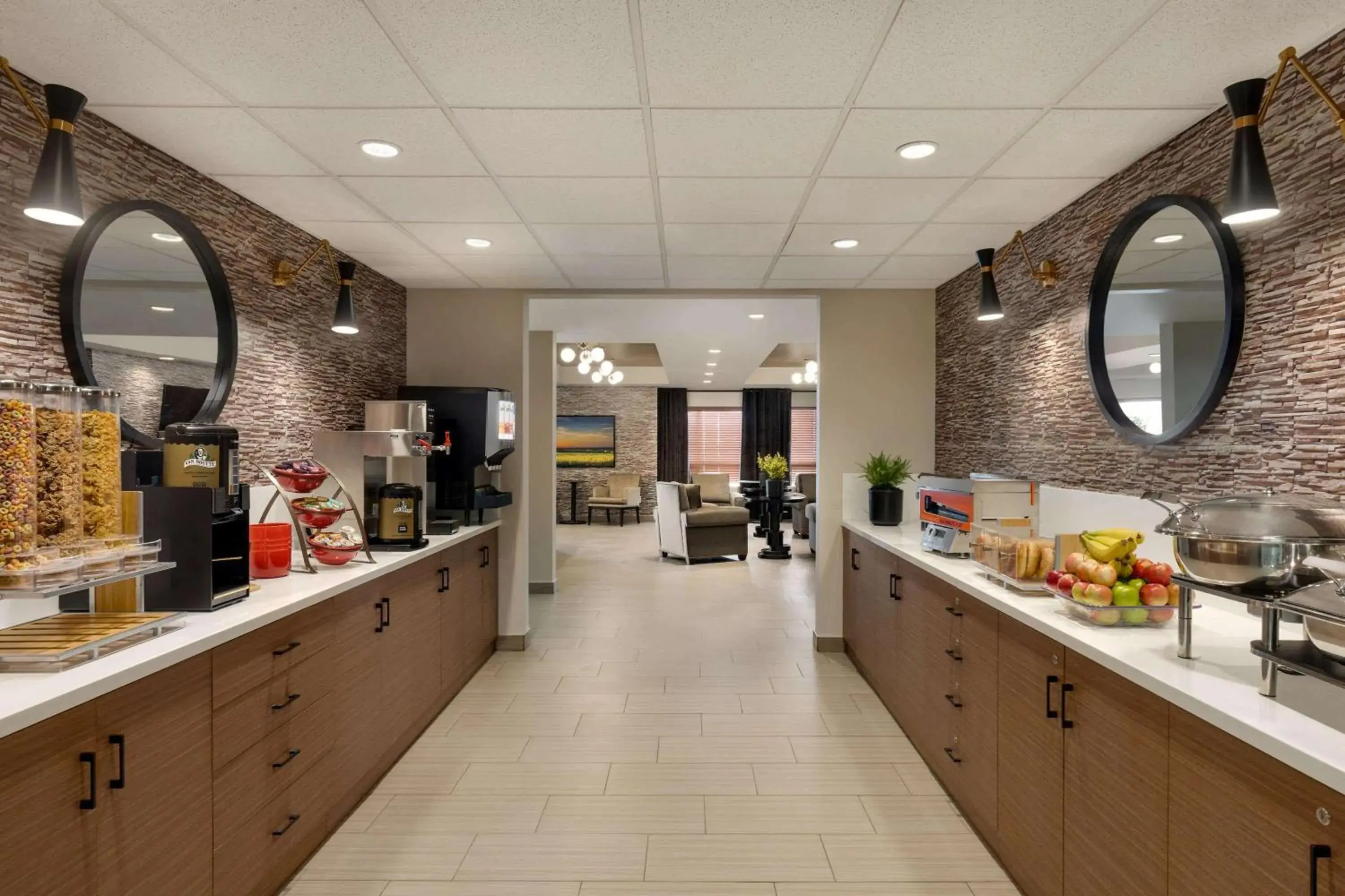 Restaurant/places to eat in Microtel Inn & Suites by Wyndham Bonnyville Restaurant/places to eat in Microtel Inn & Suites by Wyndham Bonnyville