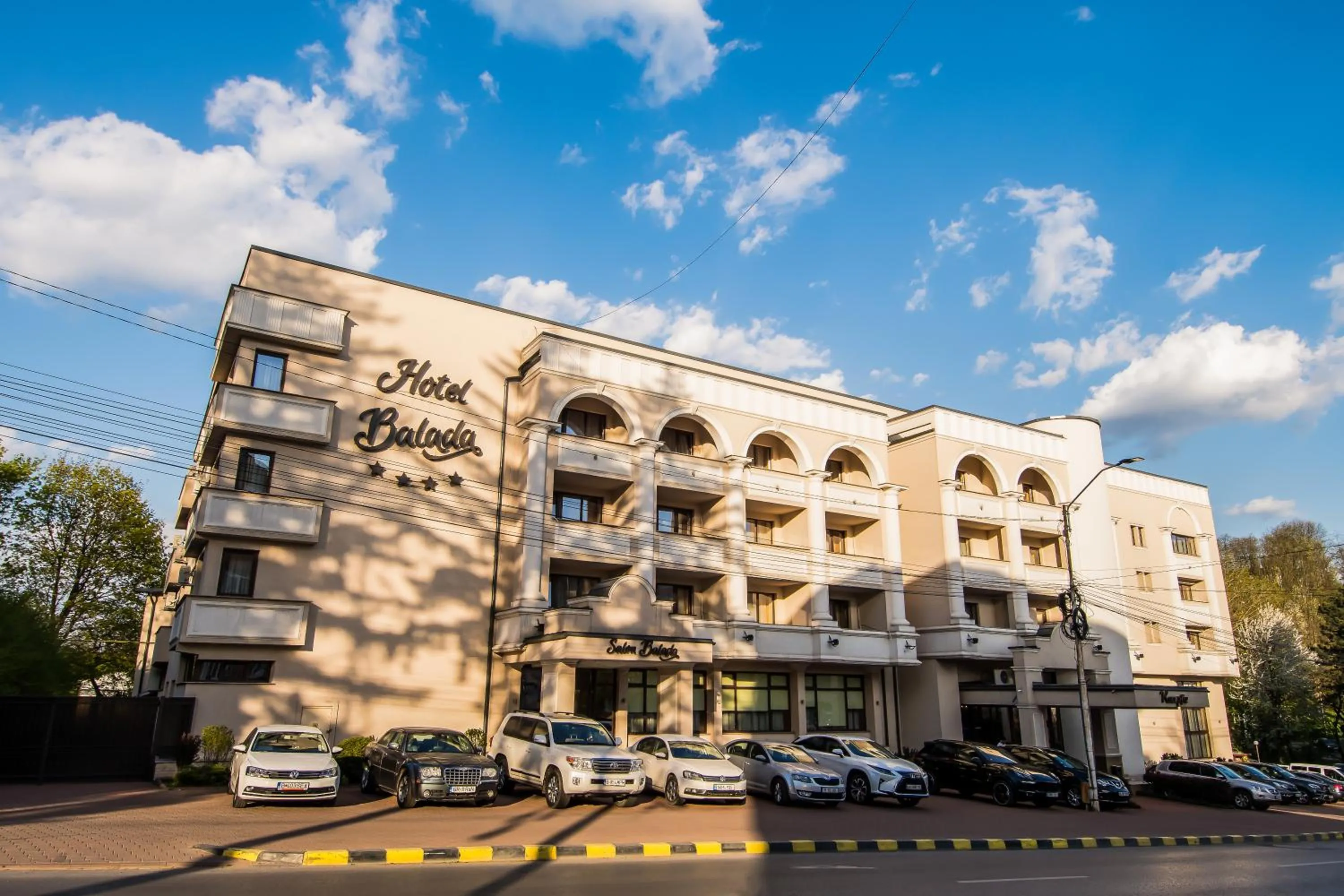 Property building in Hotel Balada