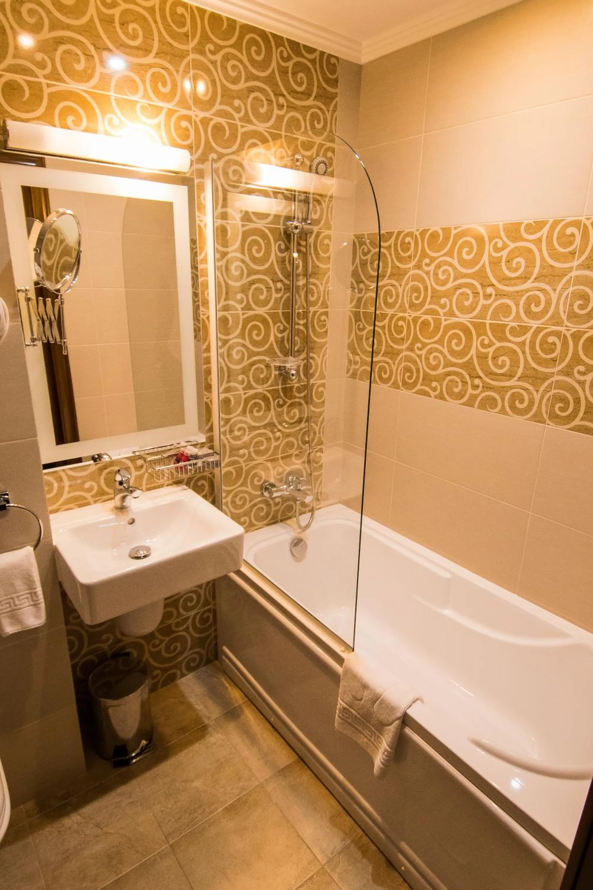 Bathroom in Hotel Balada