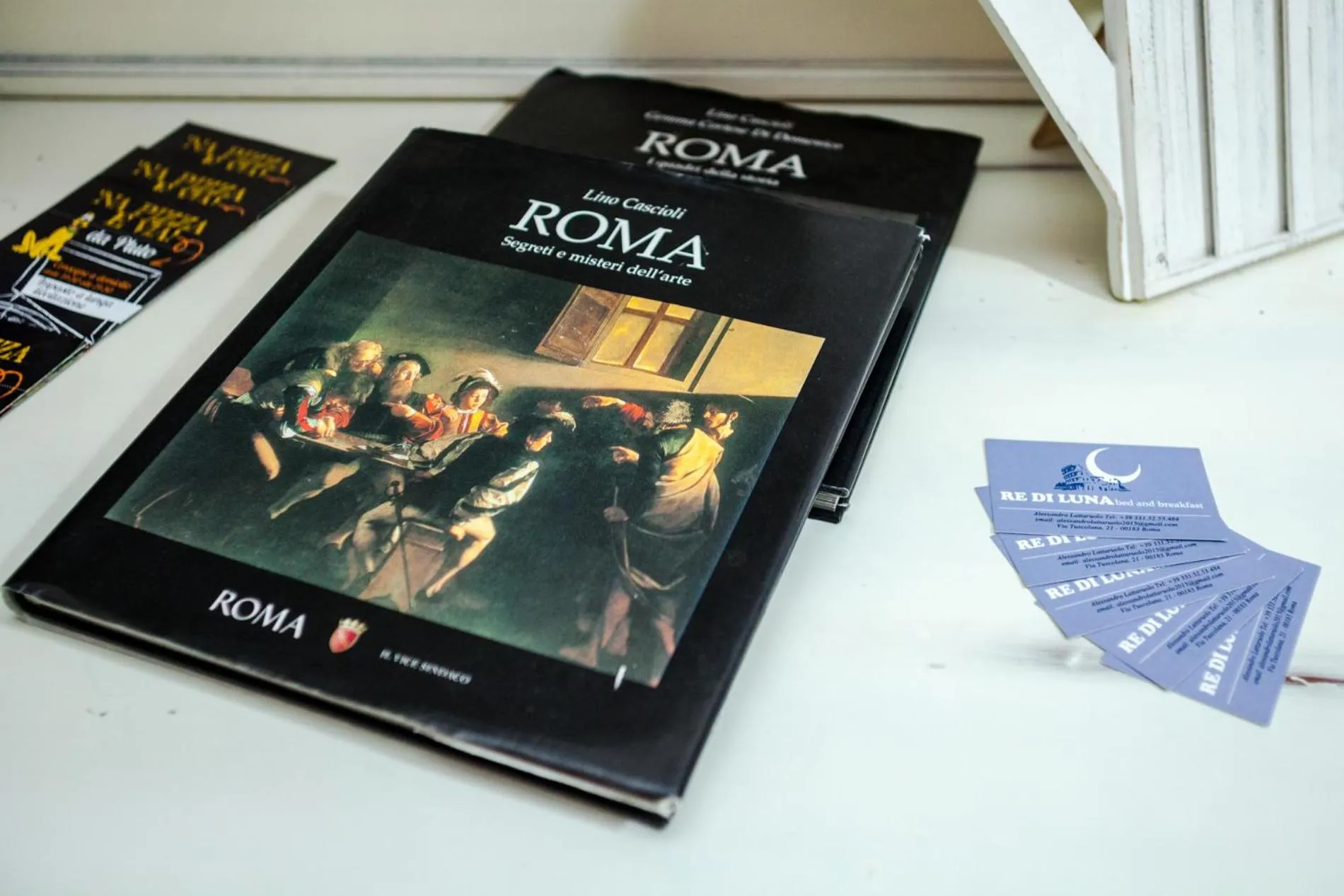 Decorative detail in Re di Luna B&B