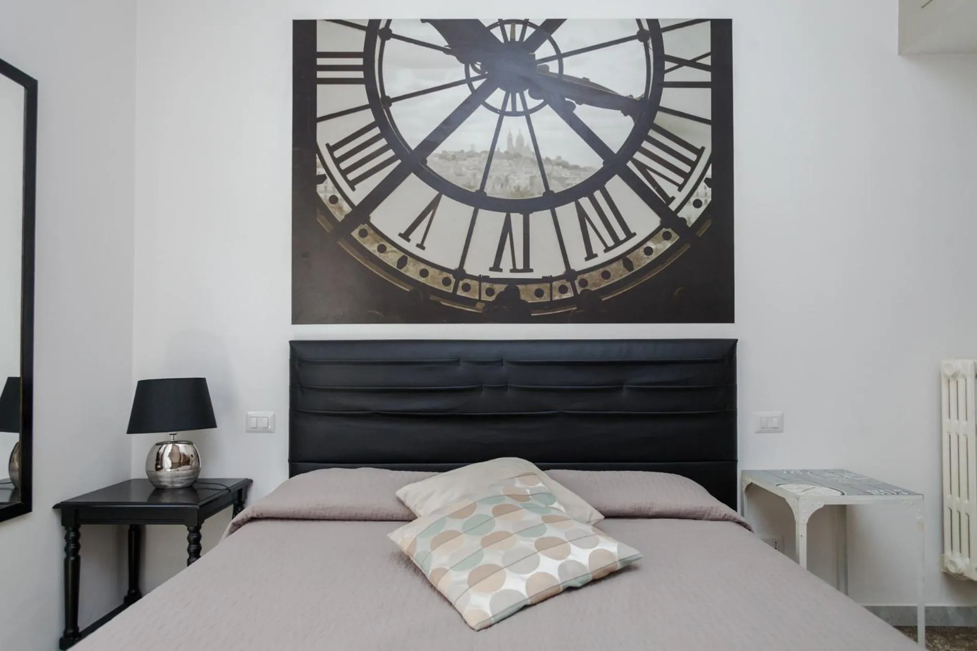 Bed in Re di Luna B&B