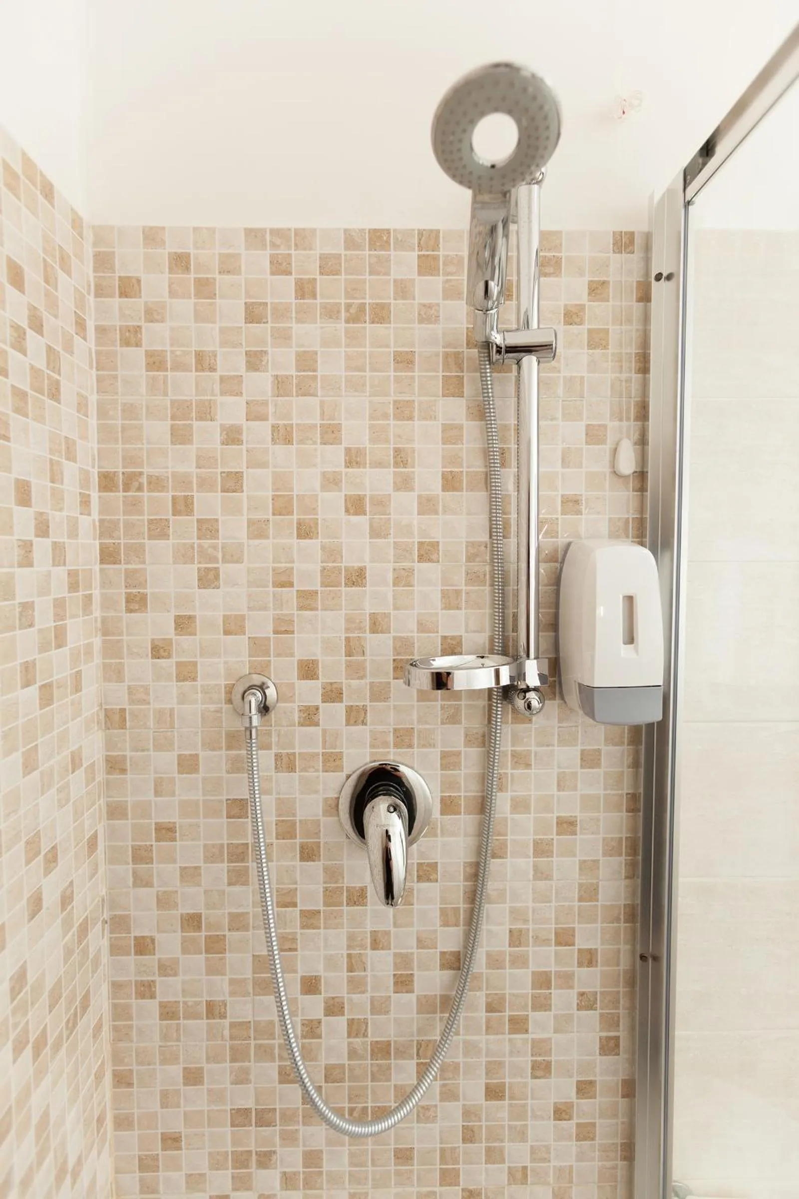 Shower in Re di Luna B&B