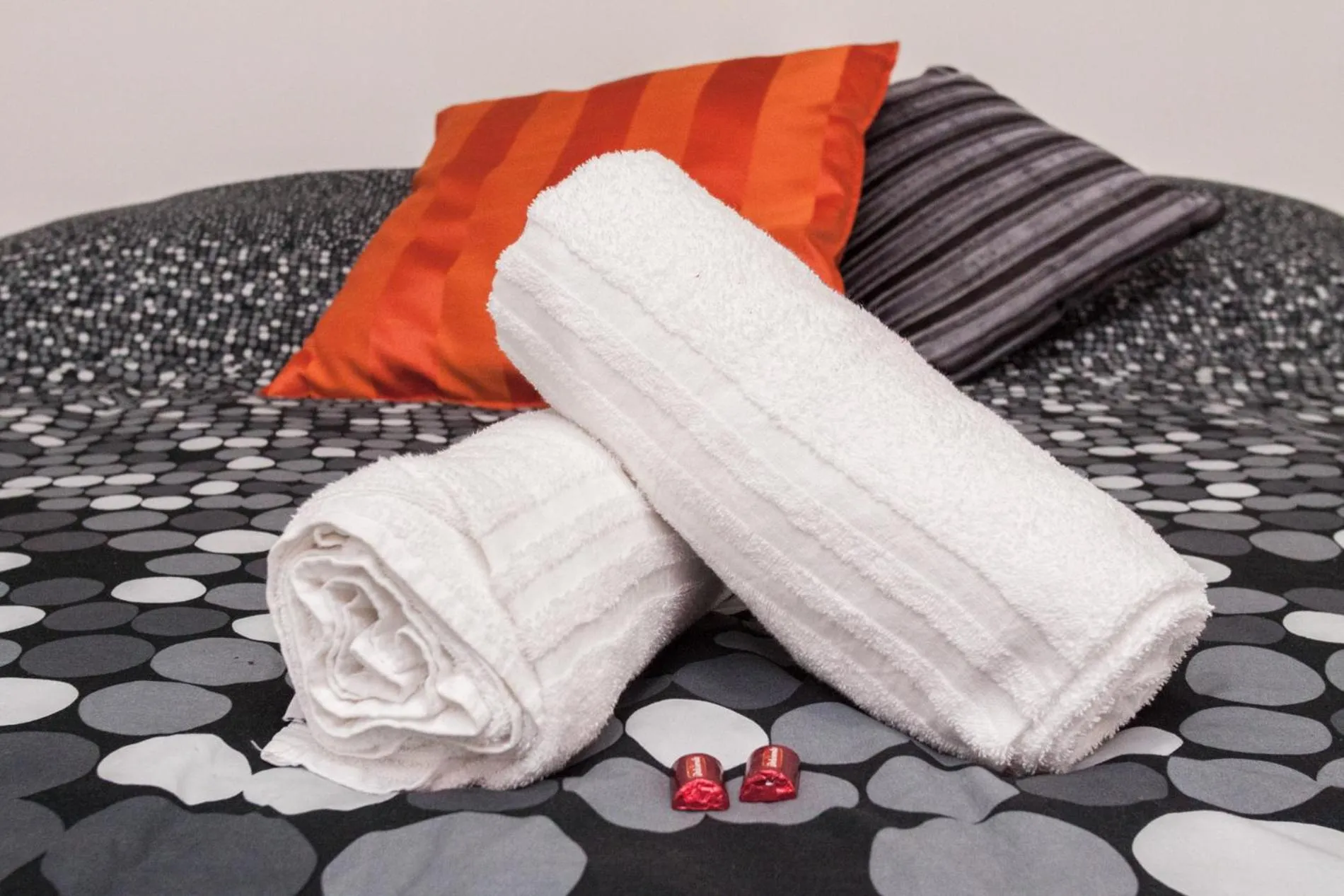 Decorative detail, Bed in Re di Luna B&B