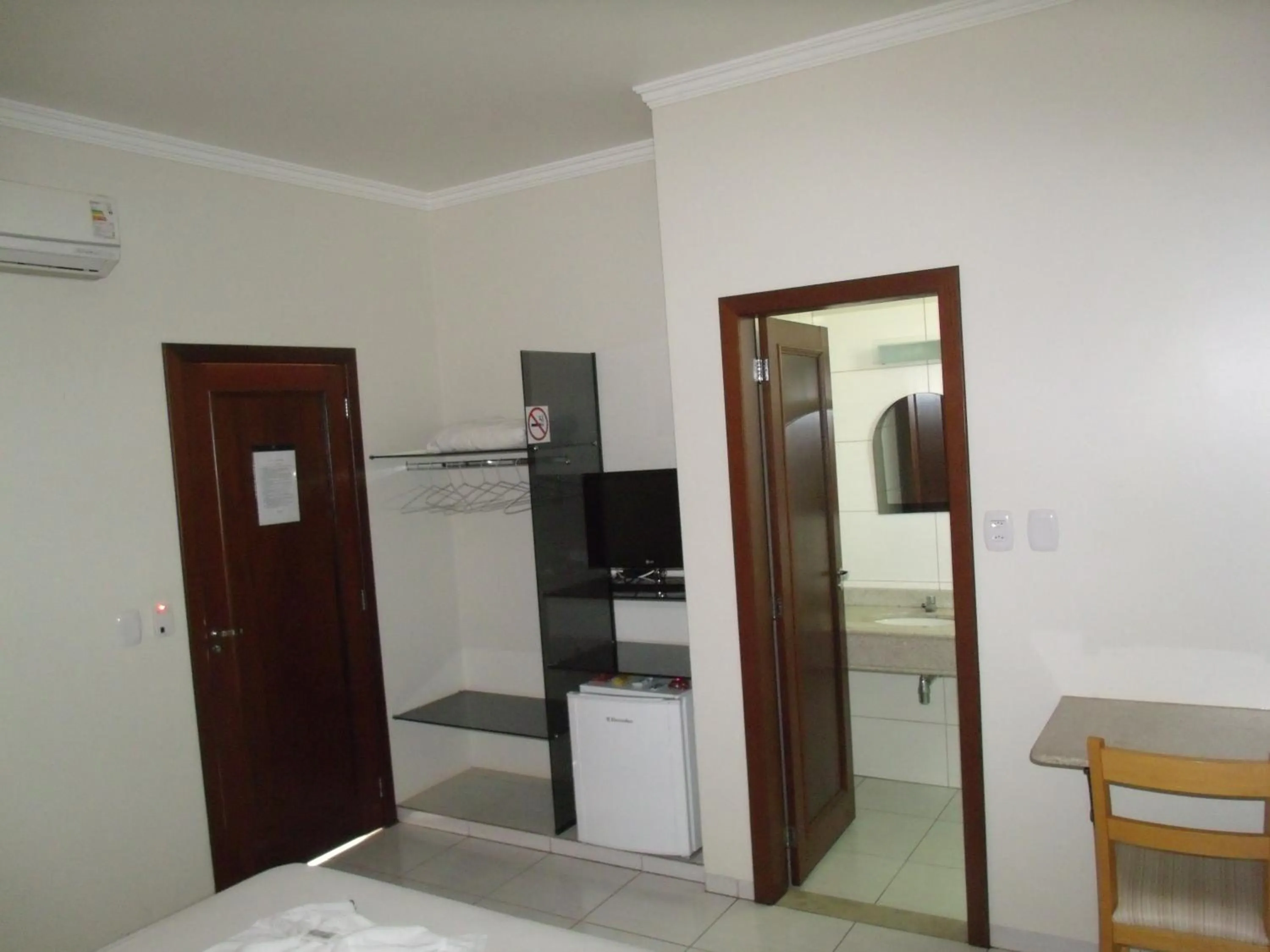 TV and multimedia in Hotel Pousada Real