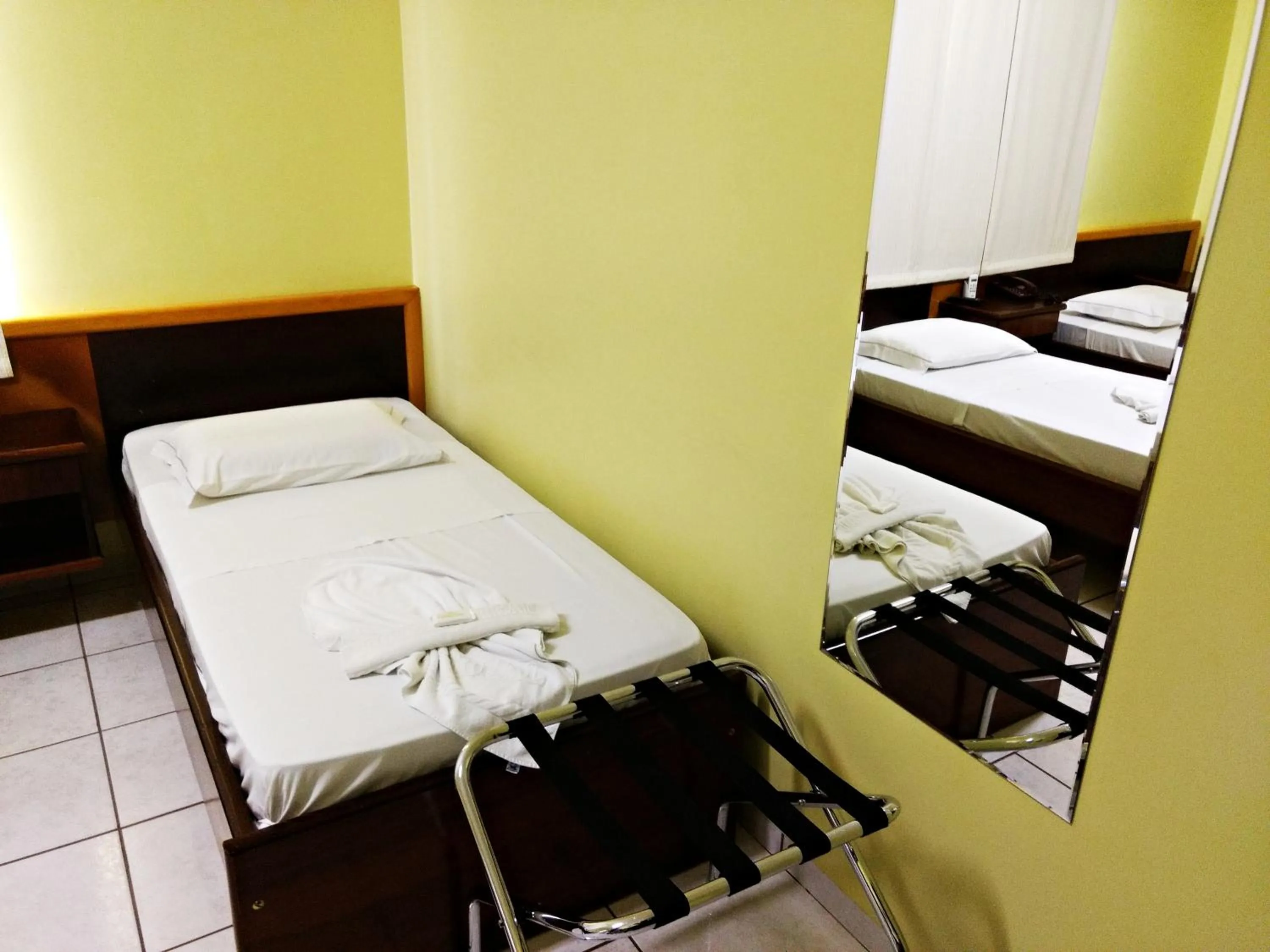 Twin Room - single occupancy in Hotel Pousada Real