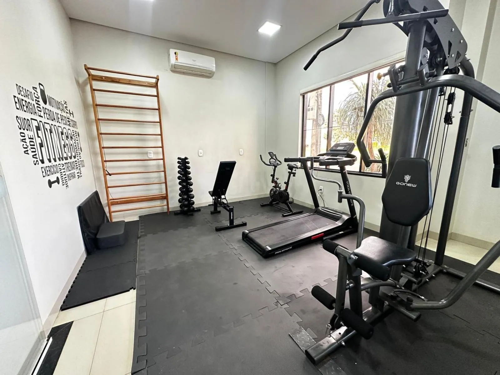Fitness centre/facilities in Hotel Pousada Real