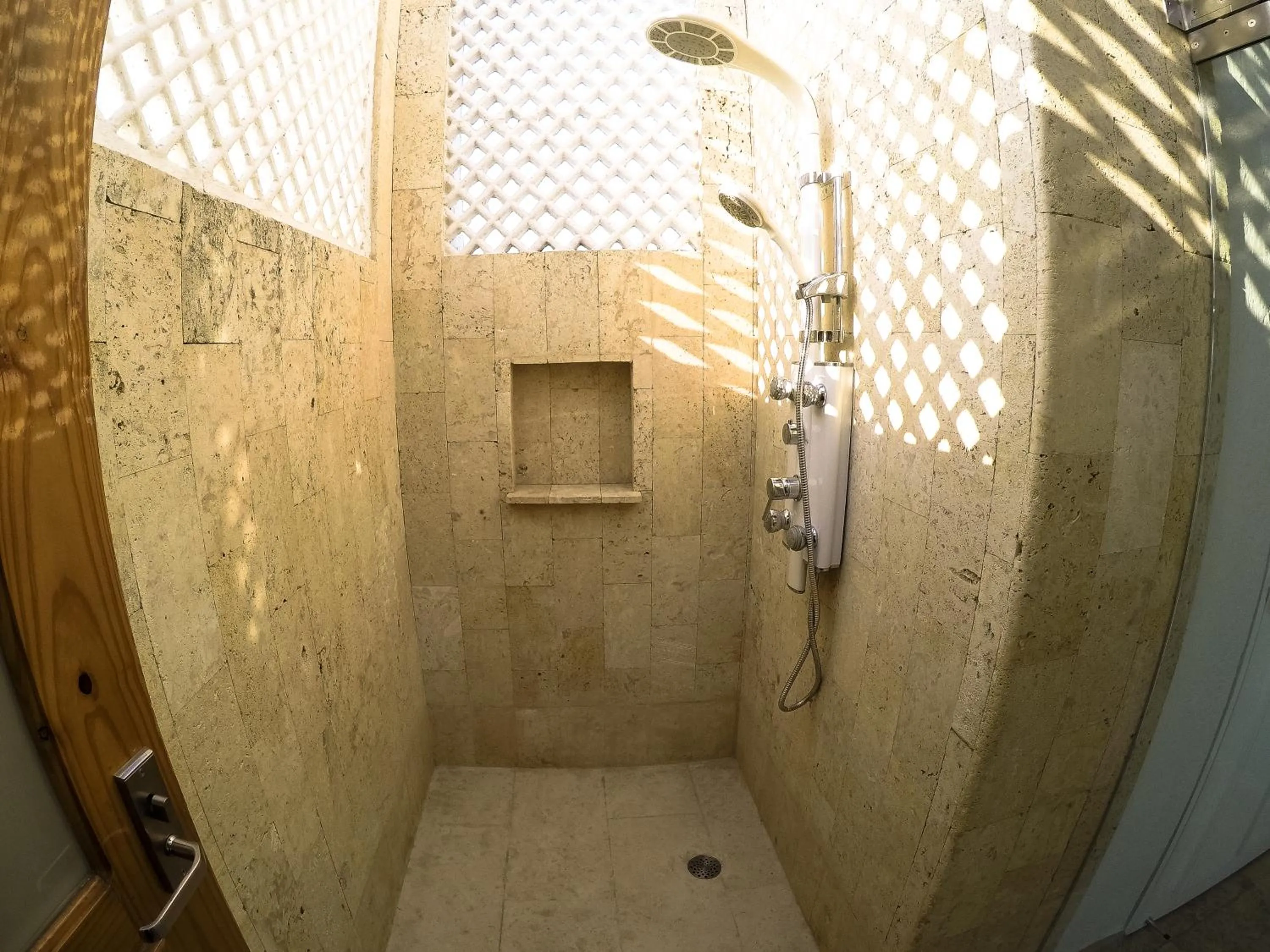 Shower in Placita Vieja Hotel Boutique Spa