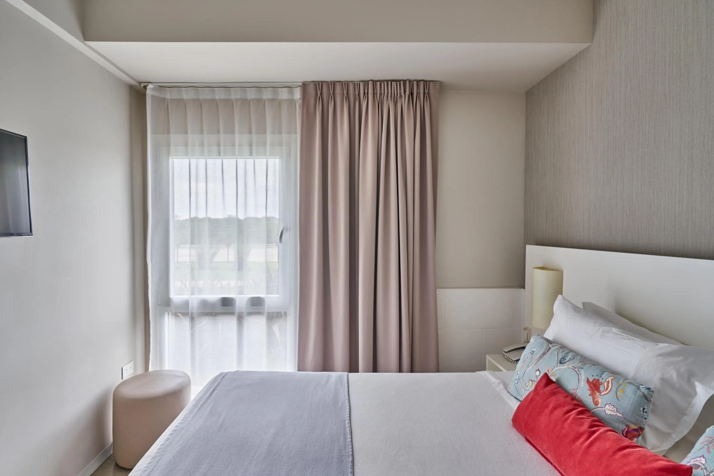 Bed in Almarena Apart & Hotel Boutique