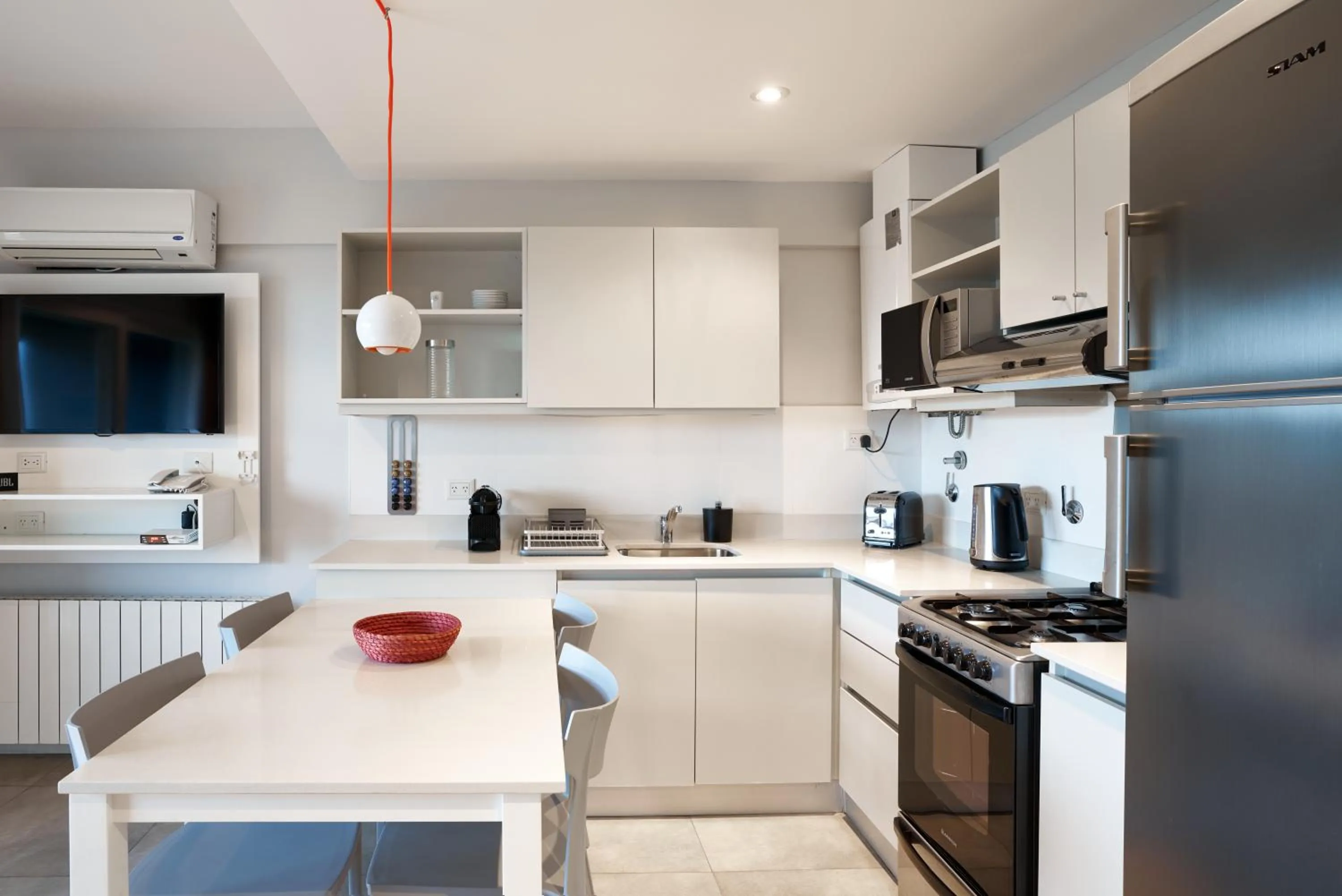 Kitchen or kitchenette in Almarena Apart & Hotel Boutique